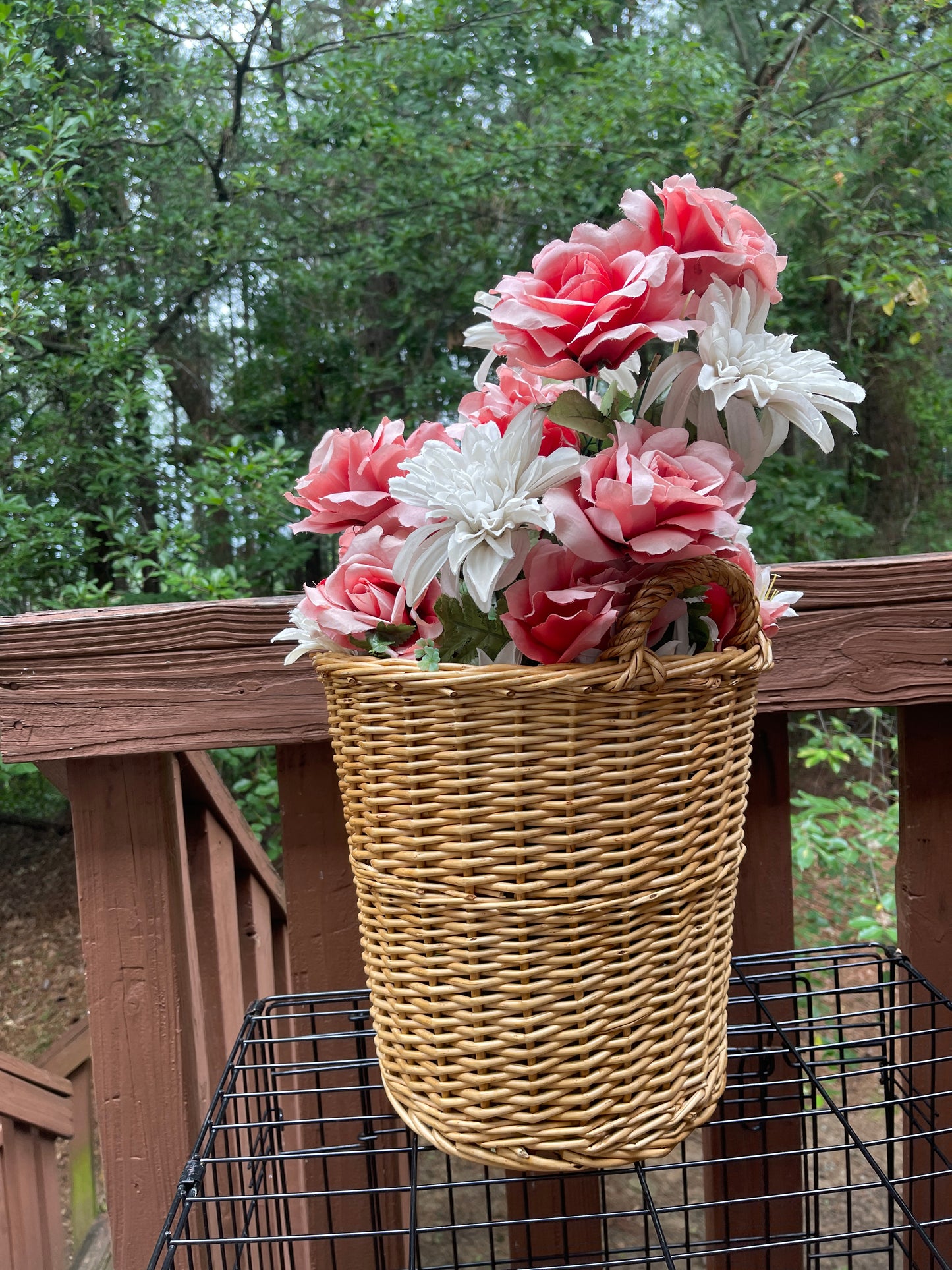 RENTAL FLOWER BASKET LARGE FLORAL