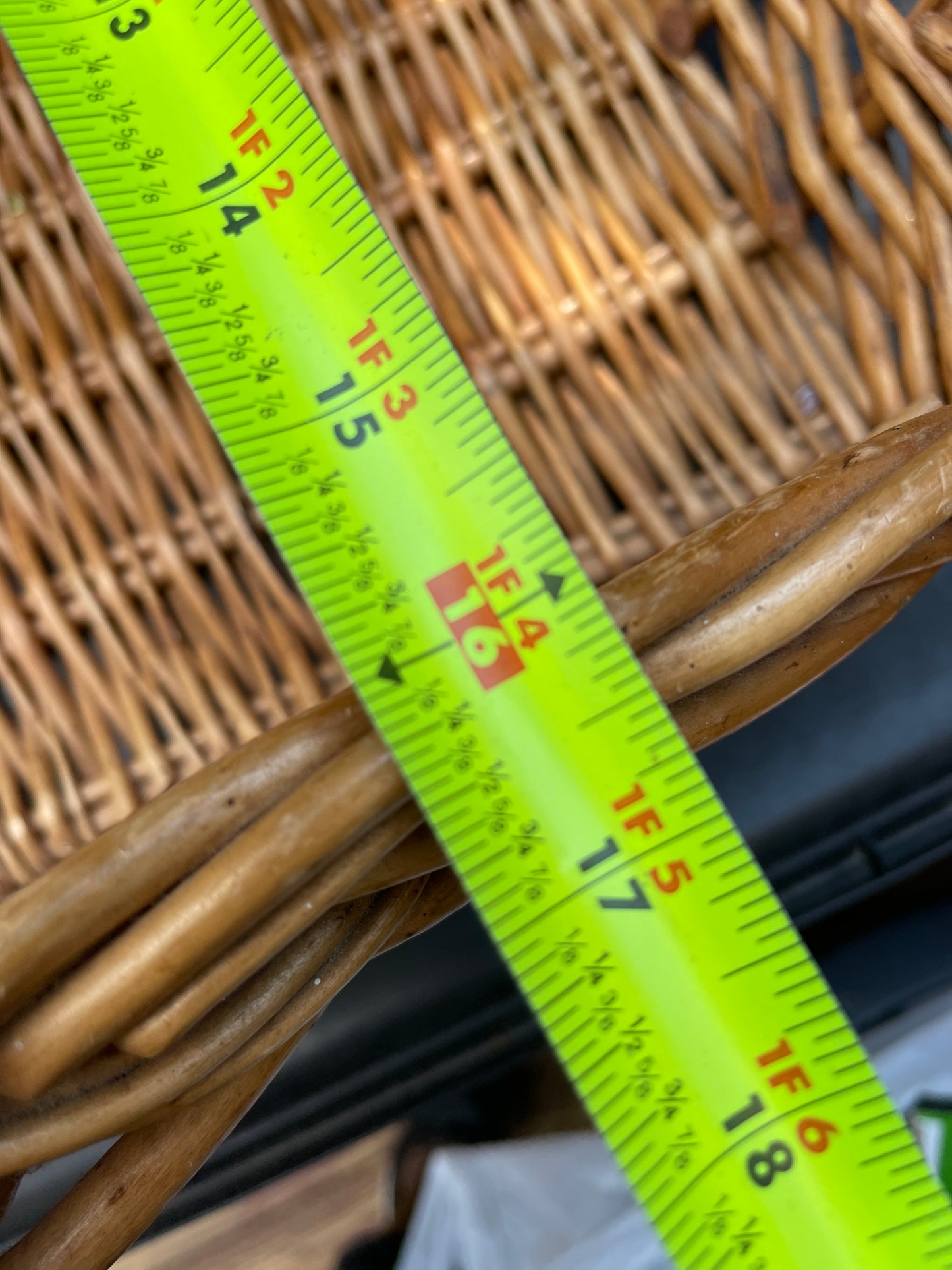 RENTAL extra LARGE TAN WICKER WOVEN SQUARE BASKET HANDLE