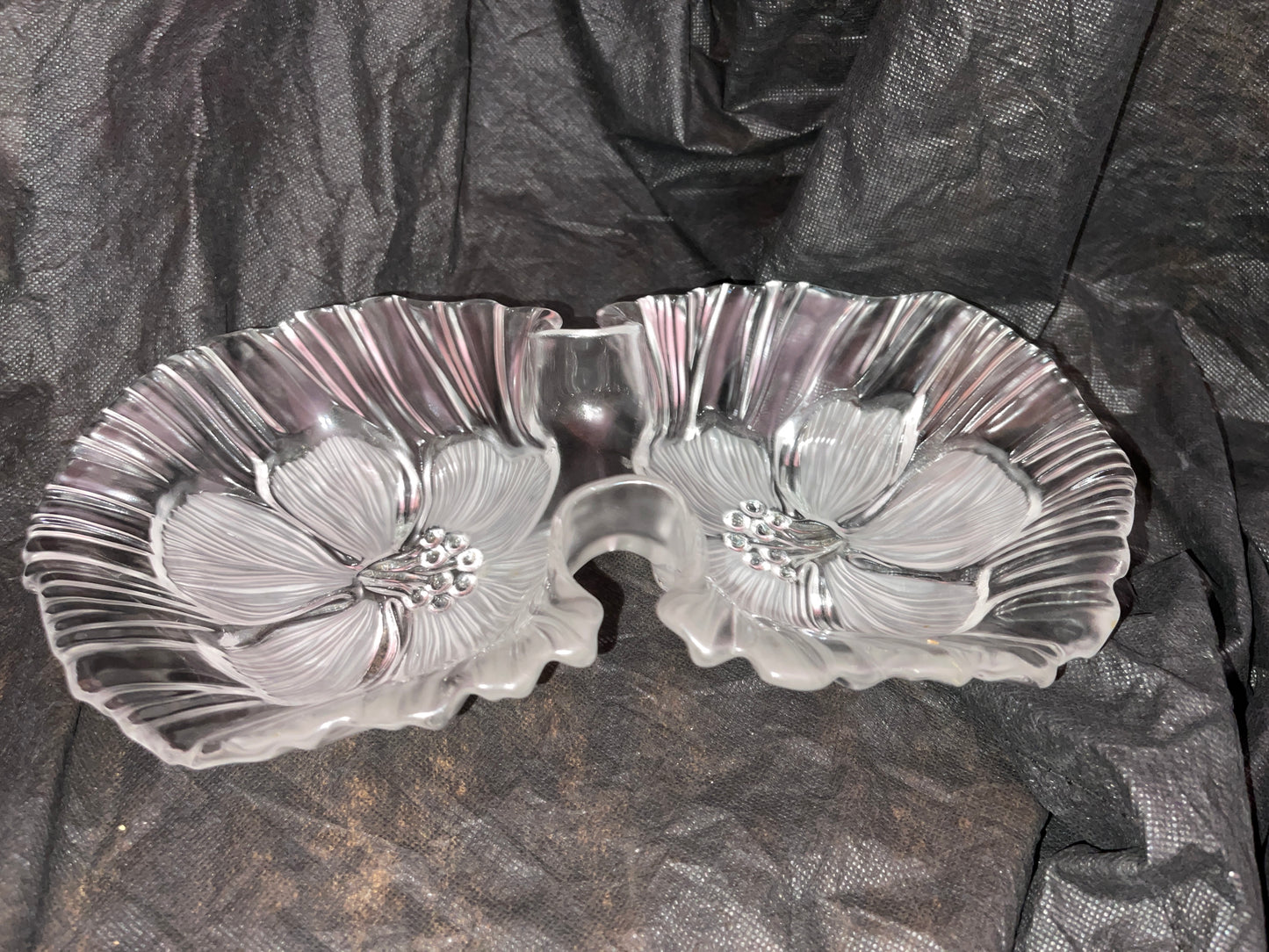 RENTAL VINTAGE WAVY CRYSTAL DOUBLE BOWL APPETIZER