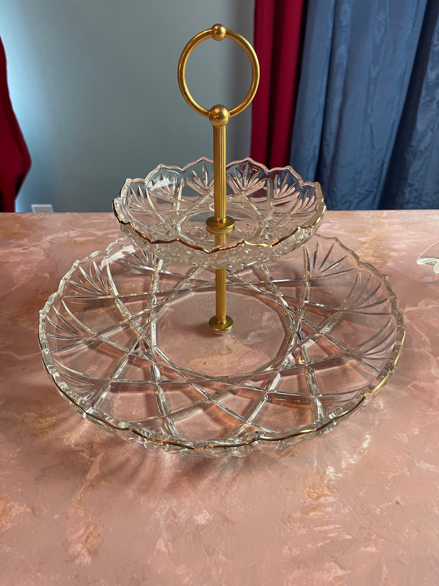 RENTAL VINTAGE GLASS DESSERT TRAY 2 Tier CUPCAKE PARTY DINNER WEDDING