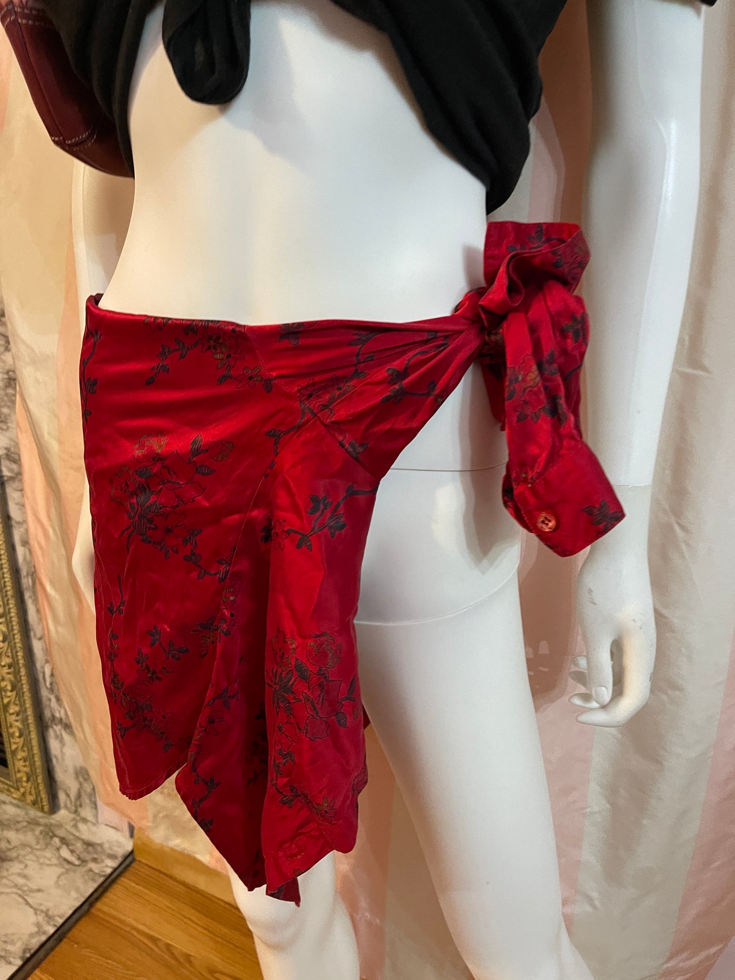 Black Tee & Red Sarong