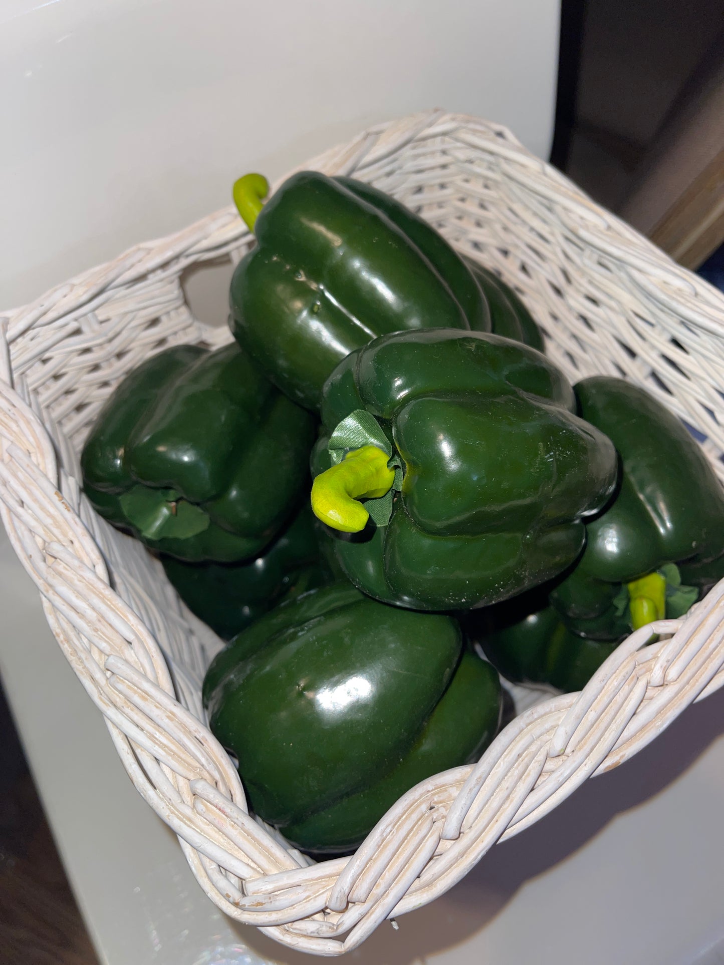 FAUX VEGETABLE RENTAL - GREEN BELL  PEPPER 🫑