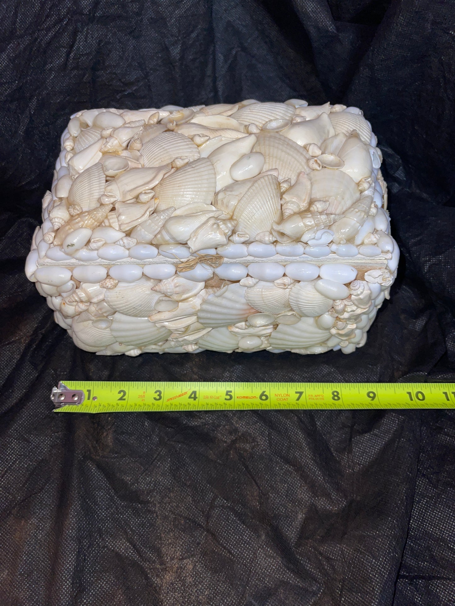 RENTAL LARGE SEASHELL BOX
