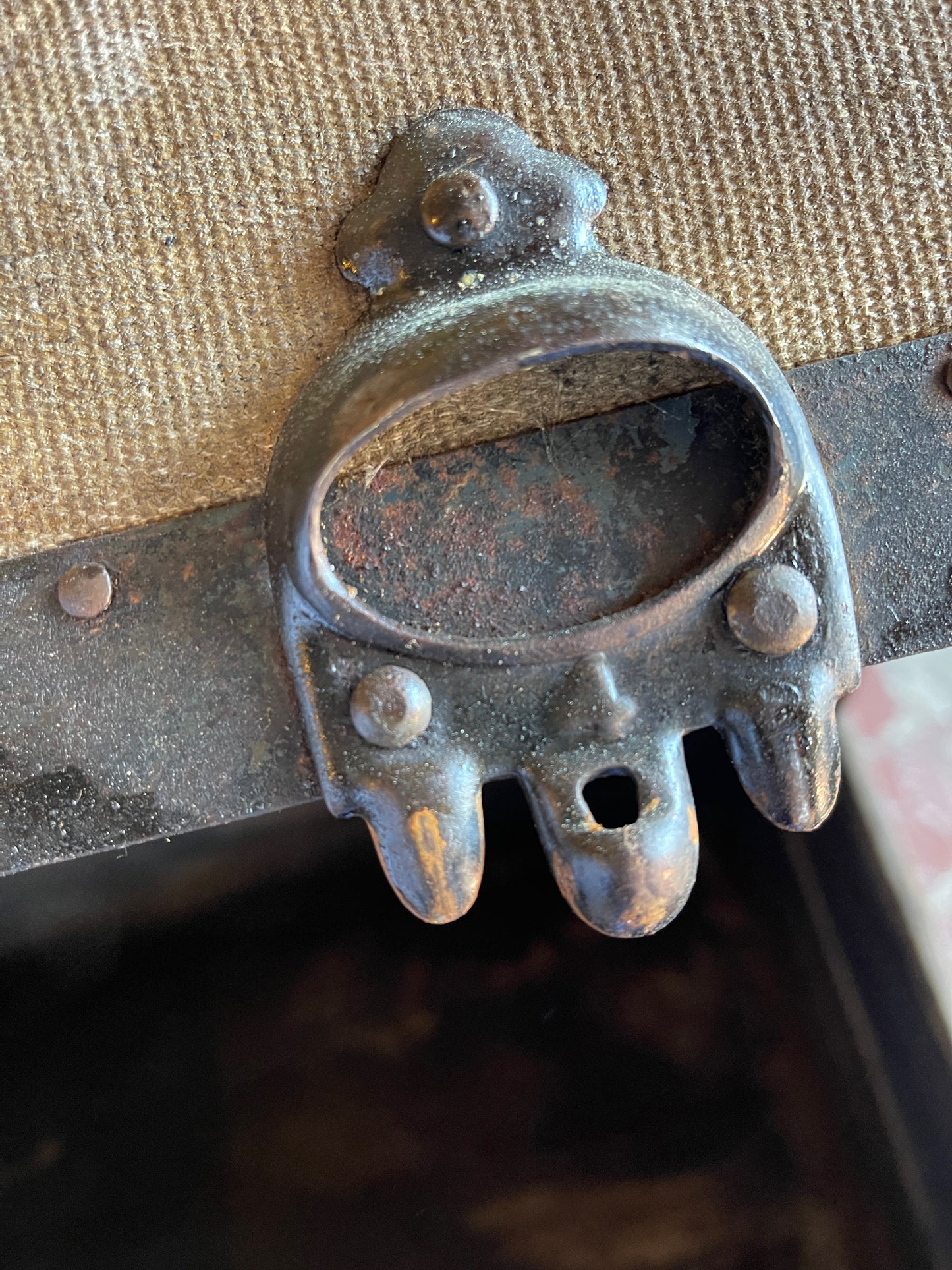 TRUNK RENTAL Grande Antique Rustic Wood Trunk