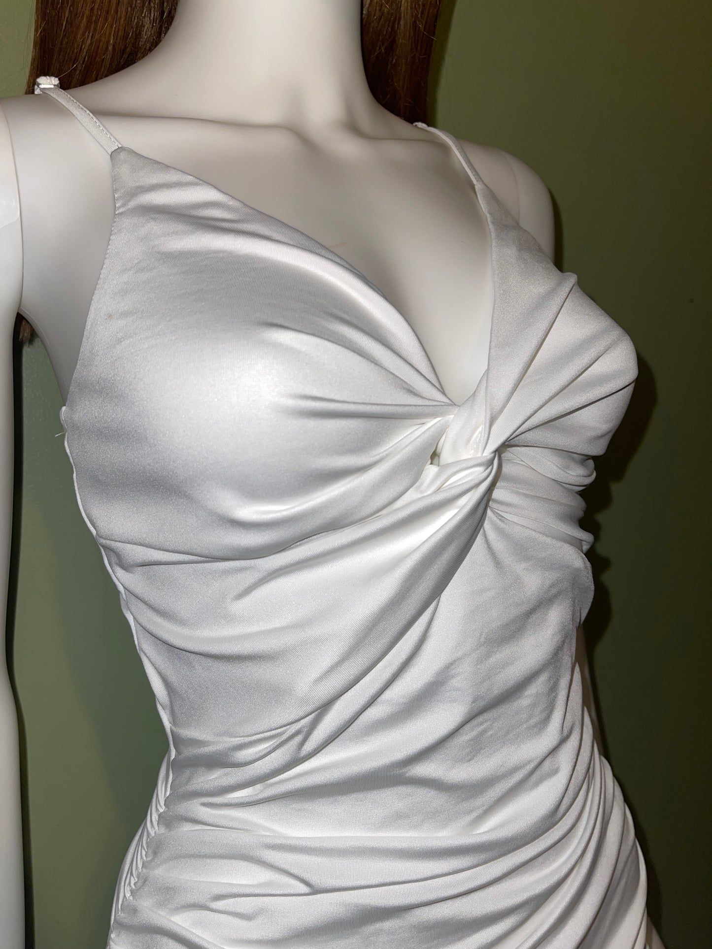 DRESS RENTAL WHITE STRETCH WEDDING DRESS