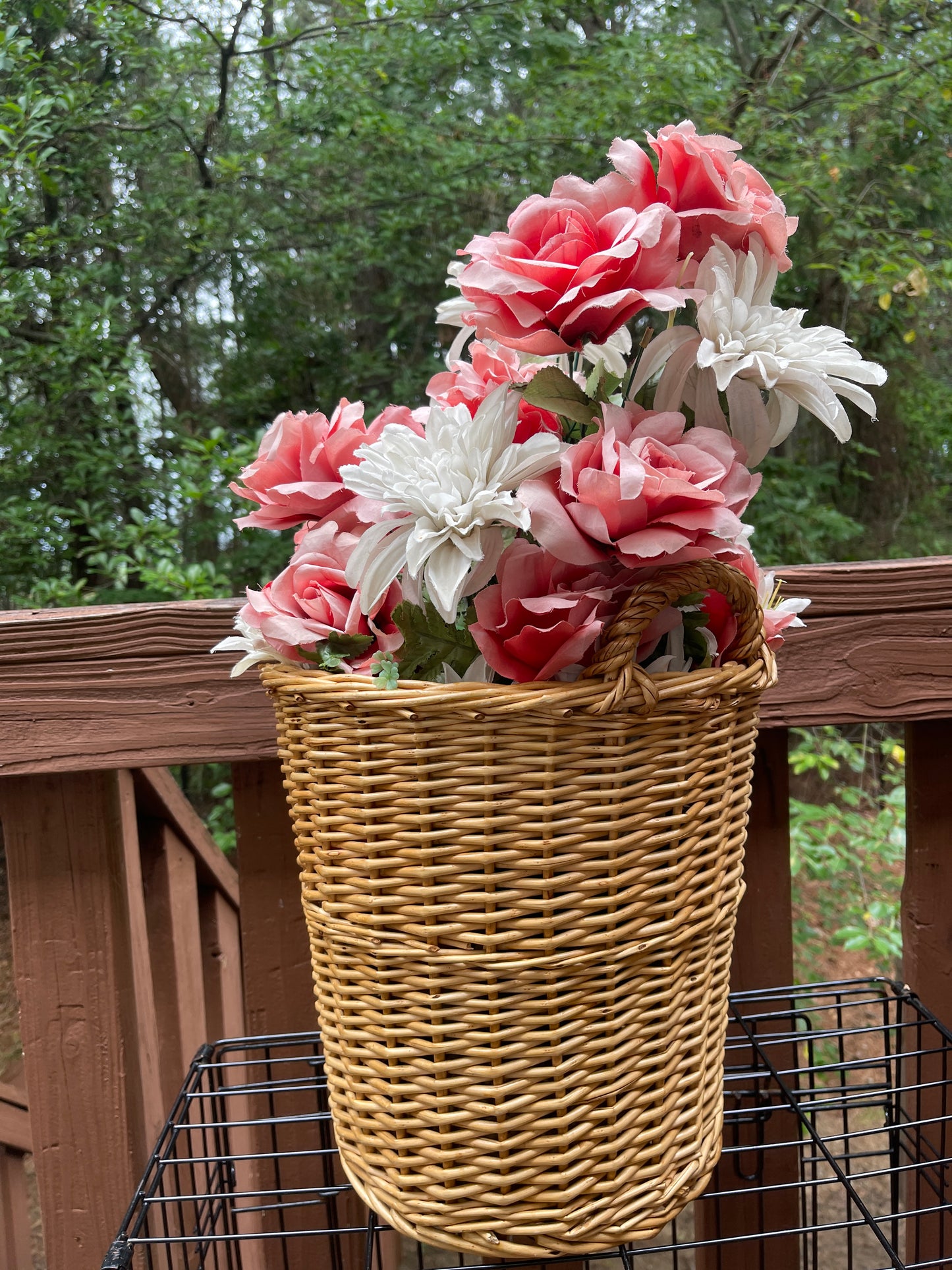 RENTAL FLOWER BASKET LARGE FLORAL