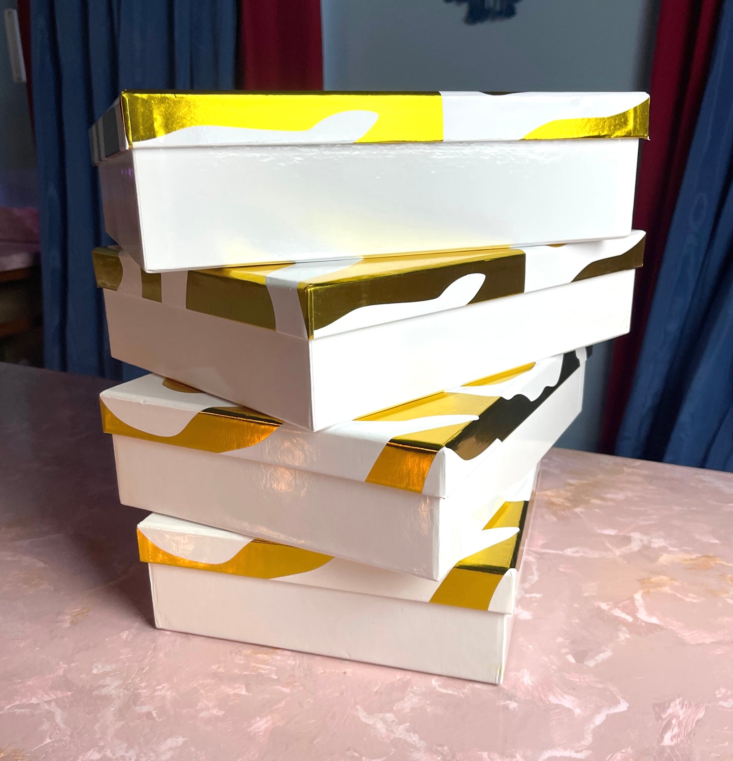 RENTAL GOLD WHITE STORAGE BOX GIFT PHOTO TV HOLIDAY WEDDING