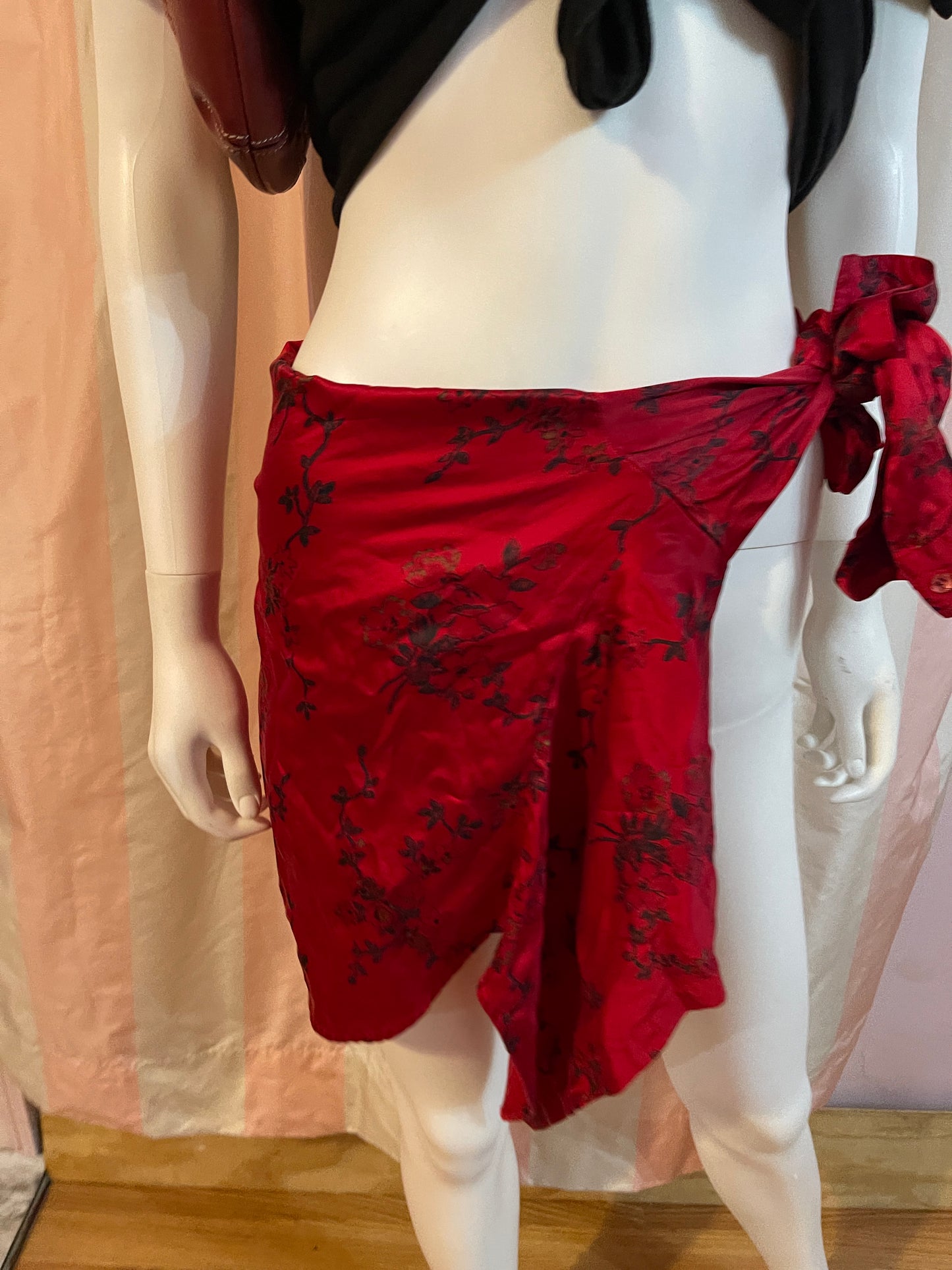 Black Tee & Red Sarong