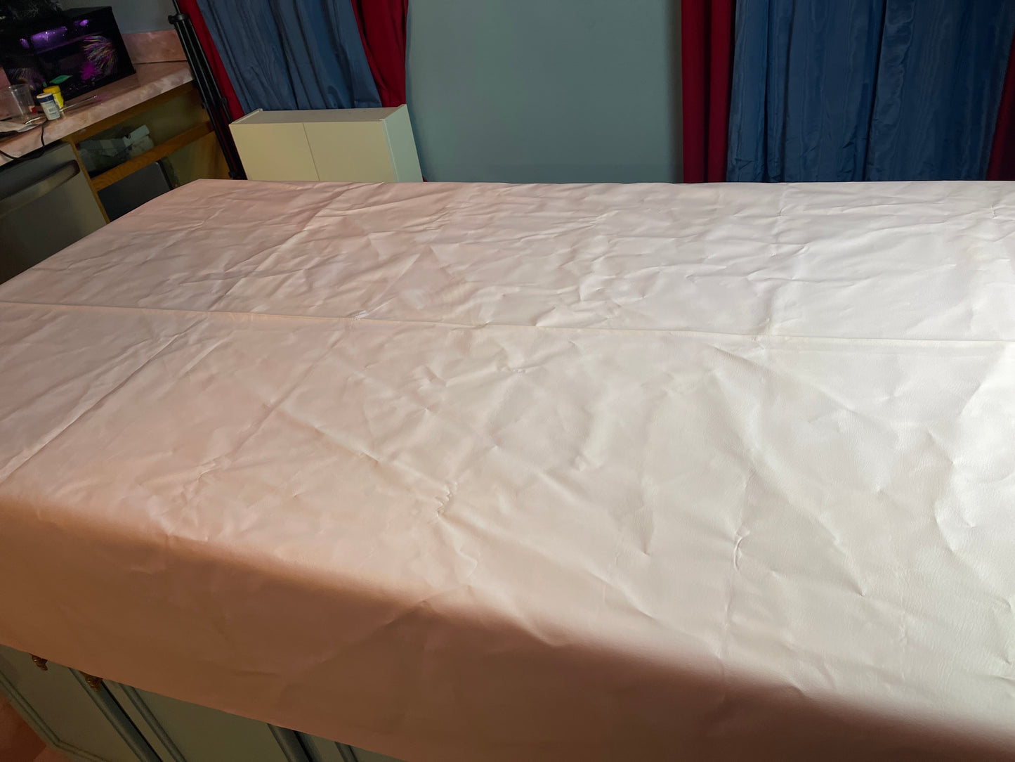 RENTAL PINK LEATHER TABLECLOTH TABLE DECOR