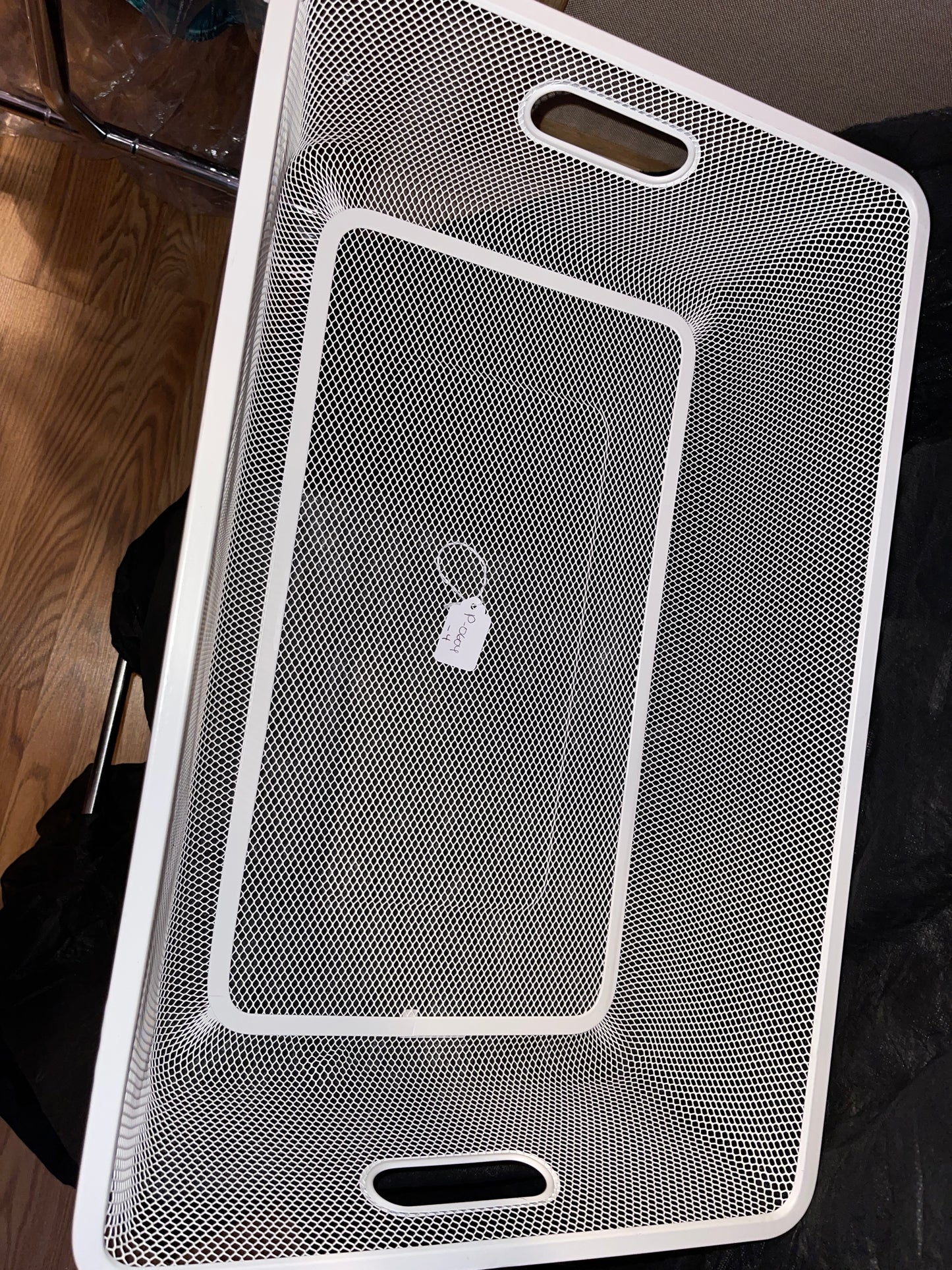 RENTAL WHITE METAL MESH BINS BASKET