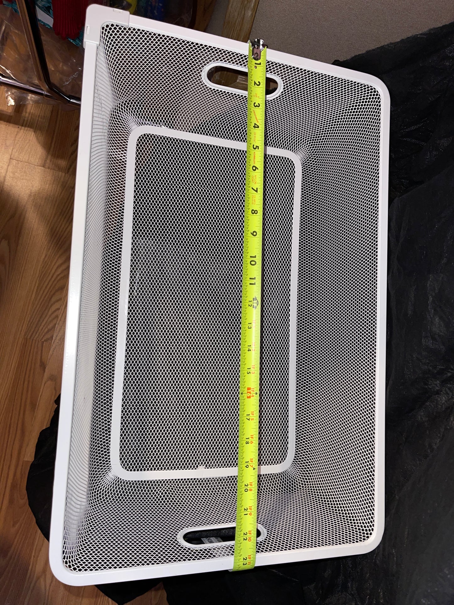 RENTAL WHITE METAL MESH BINS BASKET