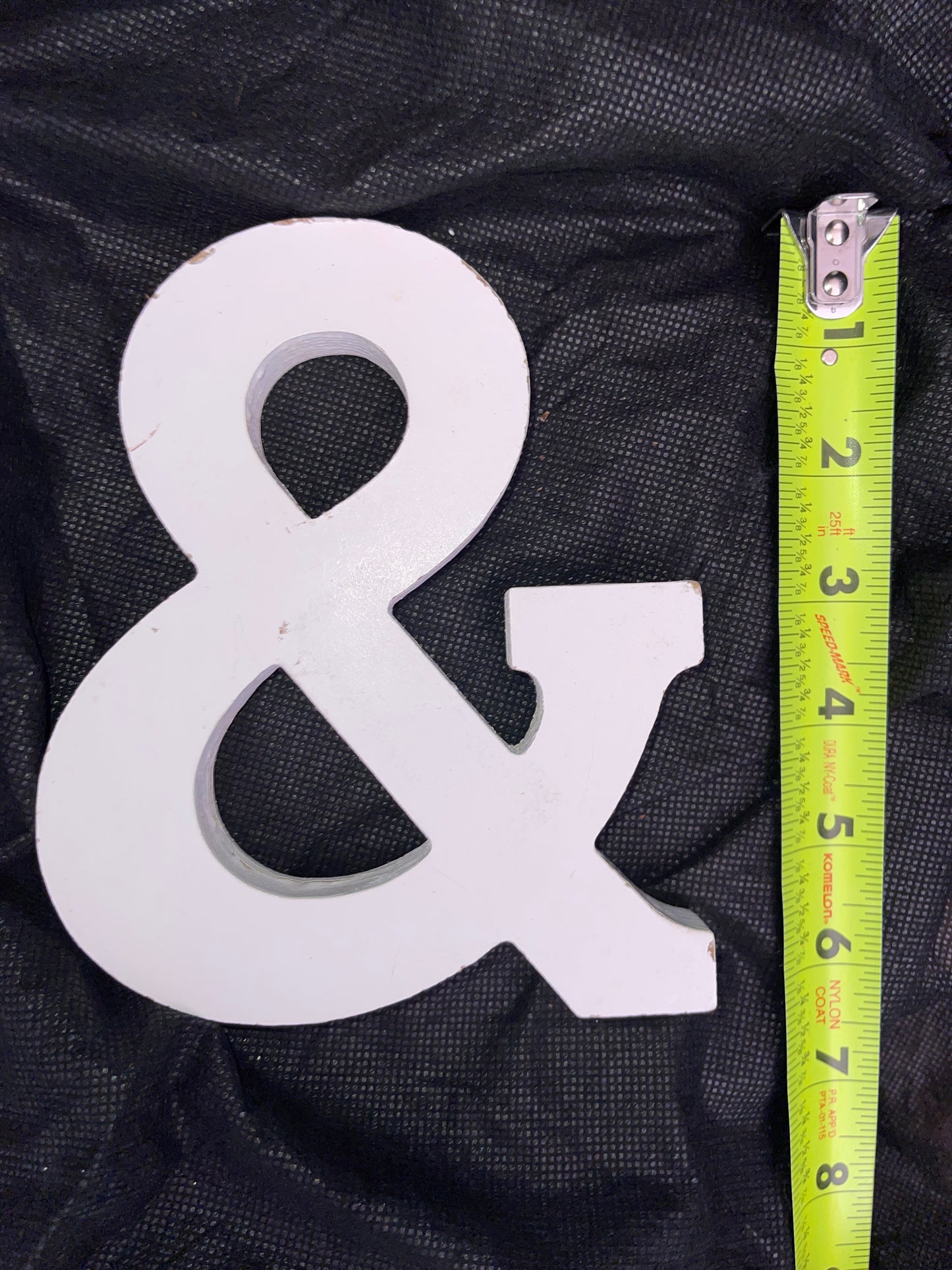 SIGN RENTALWHITE WEDDING AND SYMBOL &