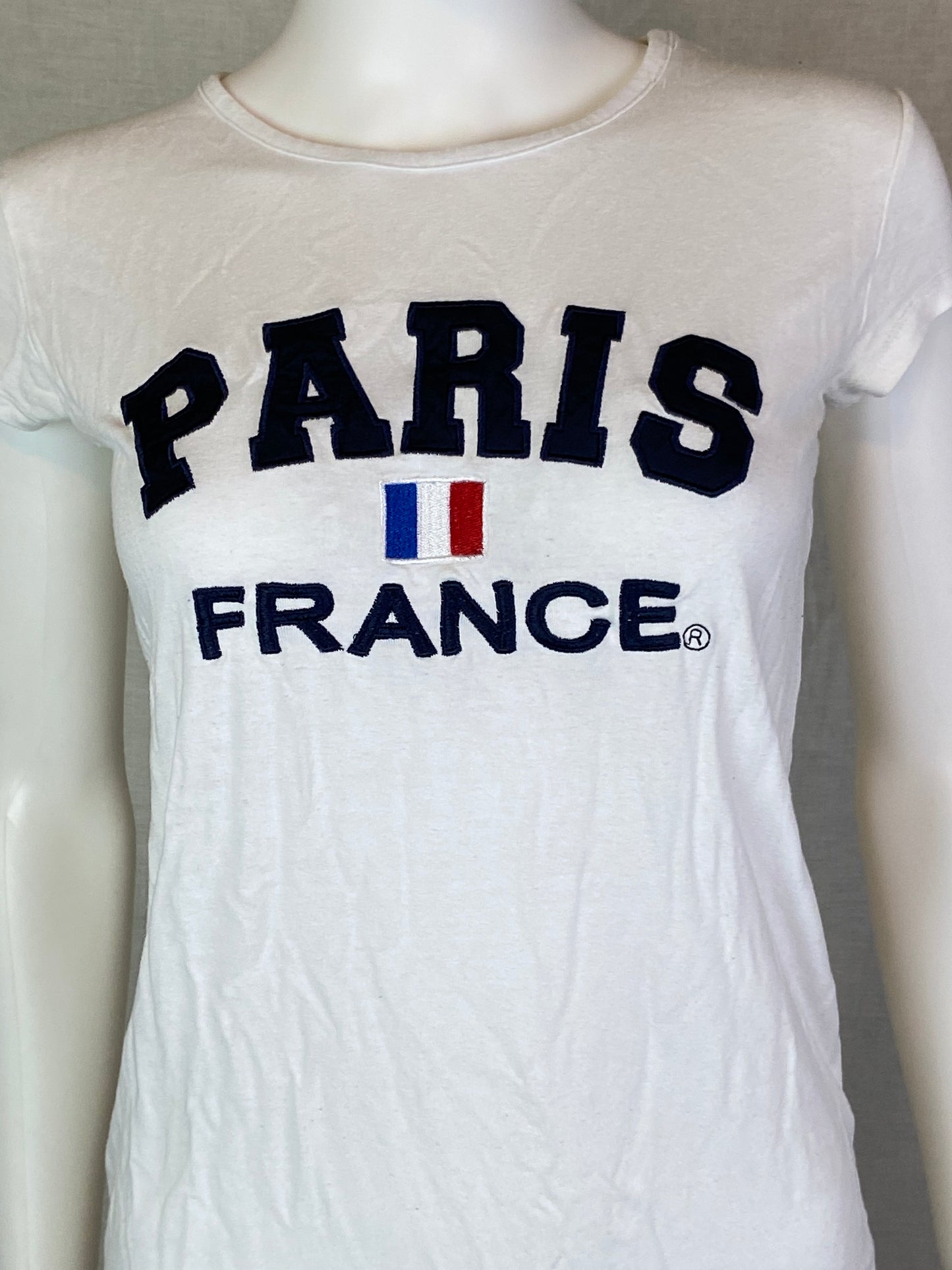 Distressed White PARIS FRANCE Flag Tee