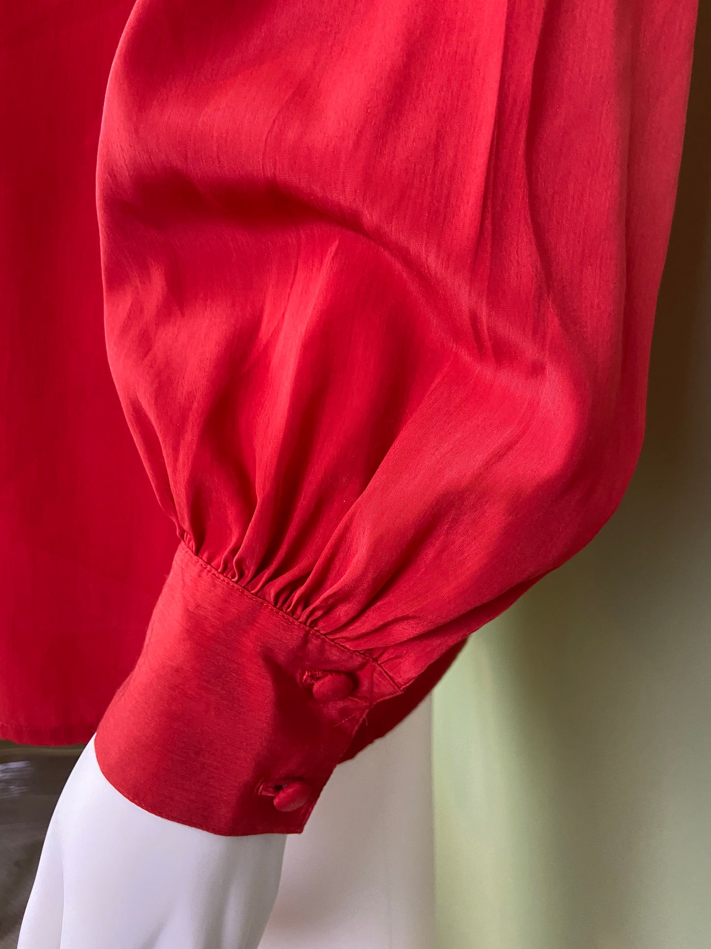 Vintage Red Kitten Bow Silky Blouson Sleeve Career Cocktail