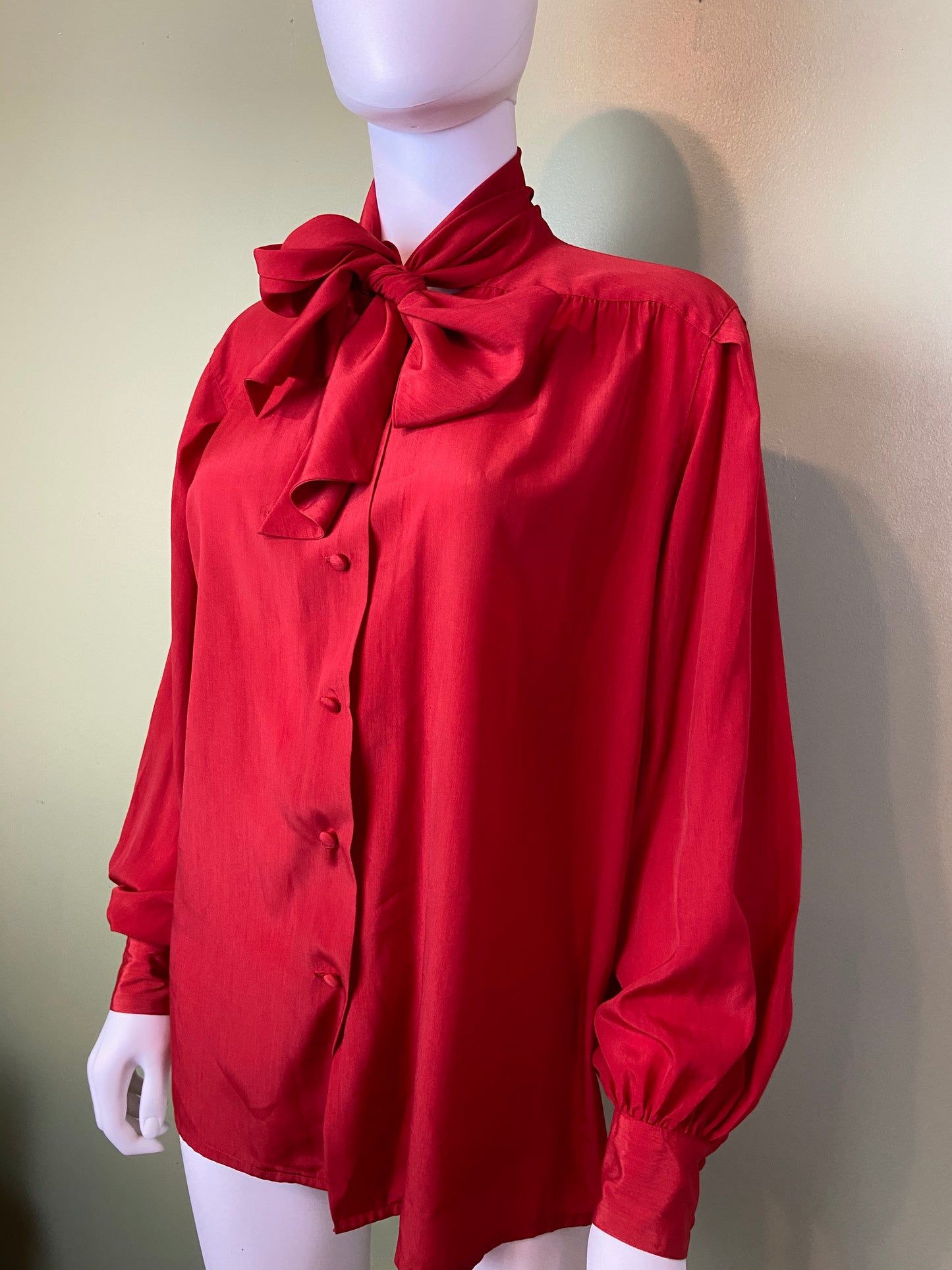 Vintage Red Kitten Bow Silky Blouson Sleeve Career Cocktail