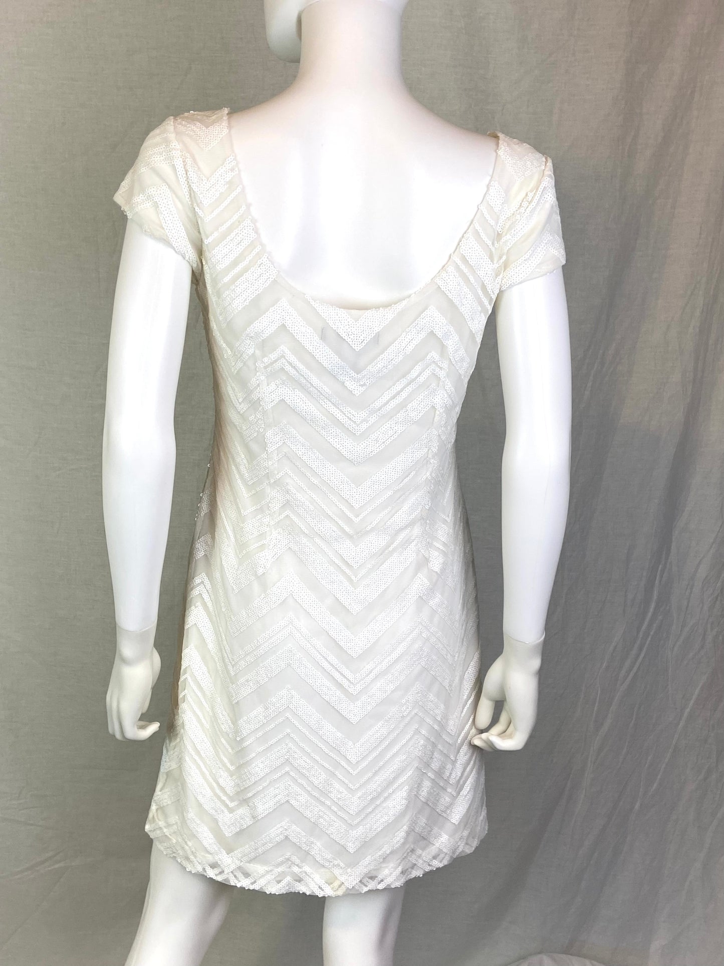 White House Black Market White Sequin Shift Dress Small ABBY ESSIE STUDIOS