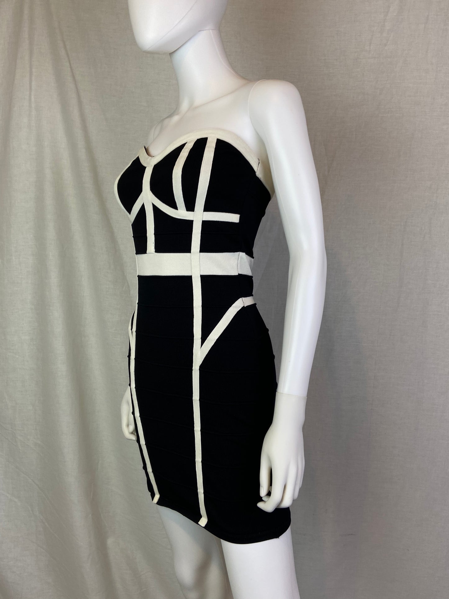 Forever 21 Black White Stretch Cocktail Bandage Mini Dress ABBY ESSIE STUDIOS