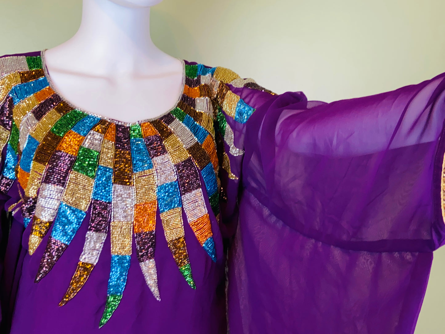 Regal Beaded Purple Kaftan Caftan Mu Mu ABBY ESSIE Designer & Vintage