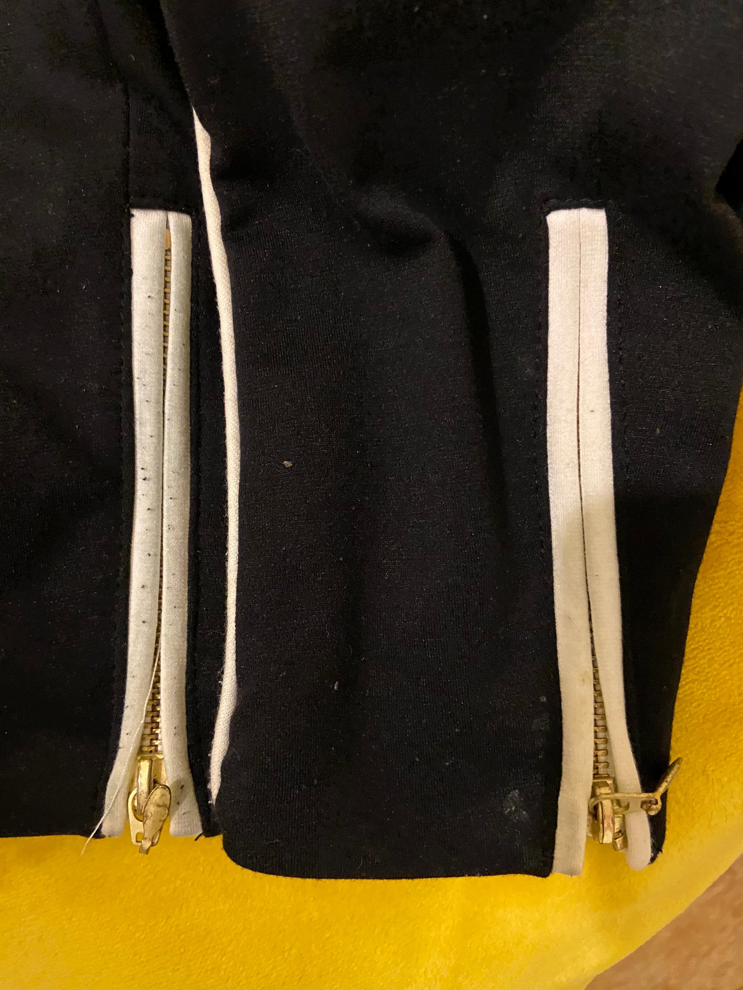 H&M Black White Zipper Blazer ABBY ESSIE STUDIOS