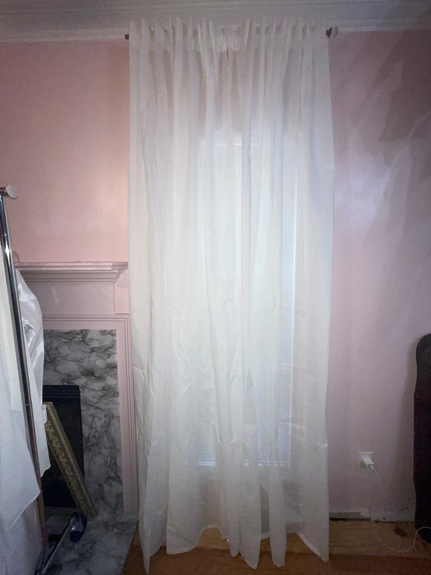 FABRIC RENTAL WHITE CLASSIC SEMI SHEER COTTON BLEND MEDIUM WEIGHT FABRIC PIECE