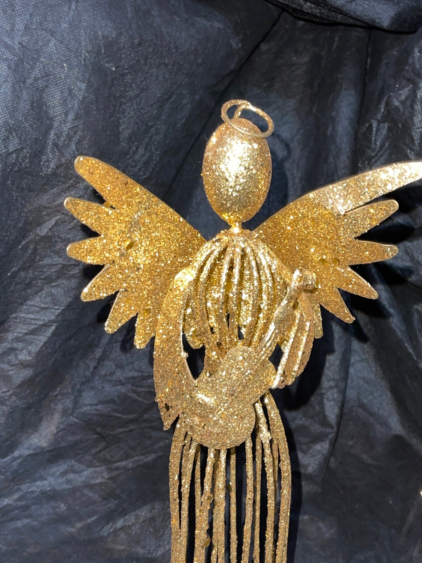 PROP RENTAL GOLD GLITTER ANGELS RELIGIOUS WEDDING CEREMONY CHRISTMAS FANTASY TV FILM