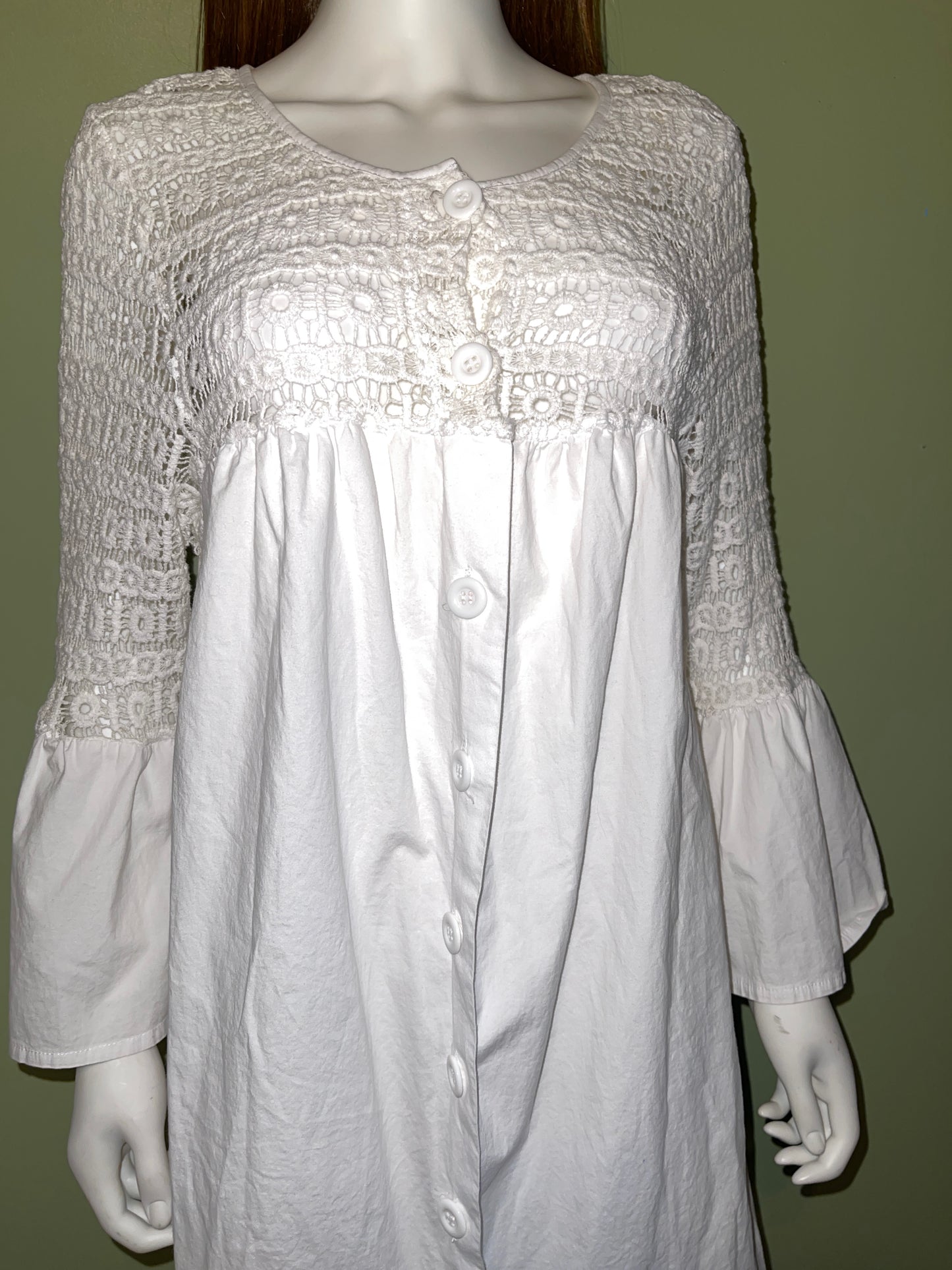 DRESS RENTAL WHITE LACE BUTTON UP FLARE SLEEVE WEDDING SMOCK