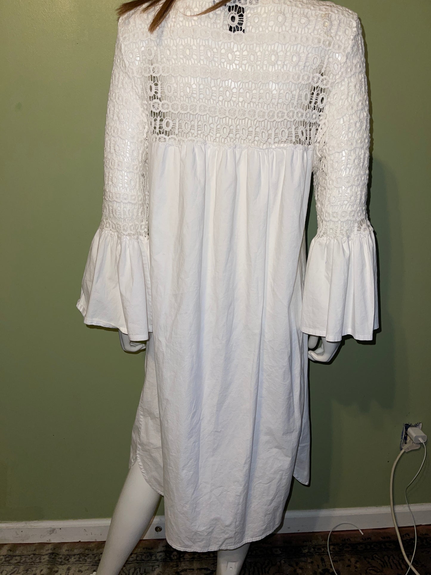 DRESS RENTAL WHITE LACE BUTTON UP FLARE SLEEVE WEDDING SMOCK