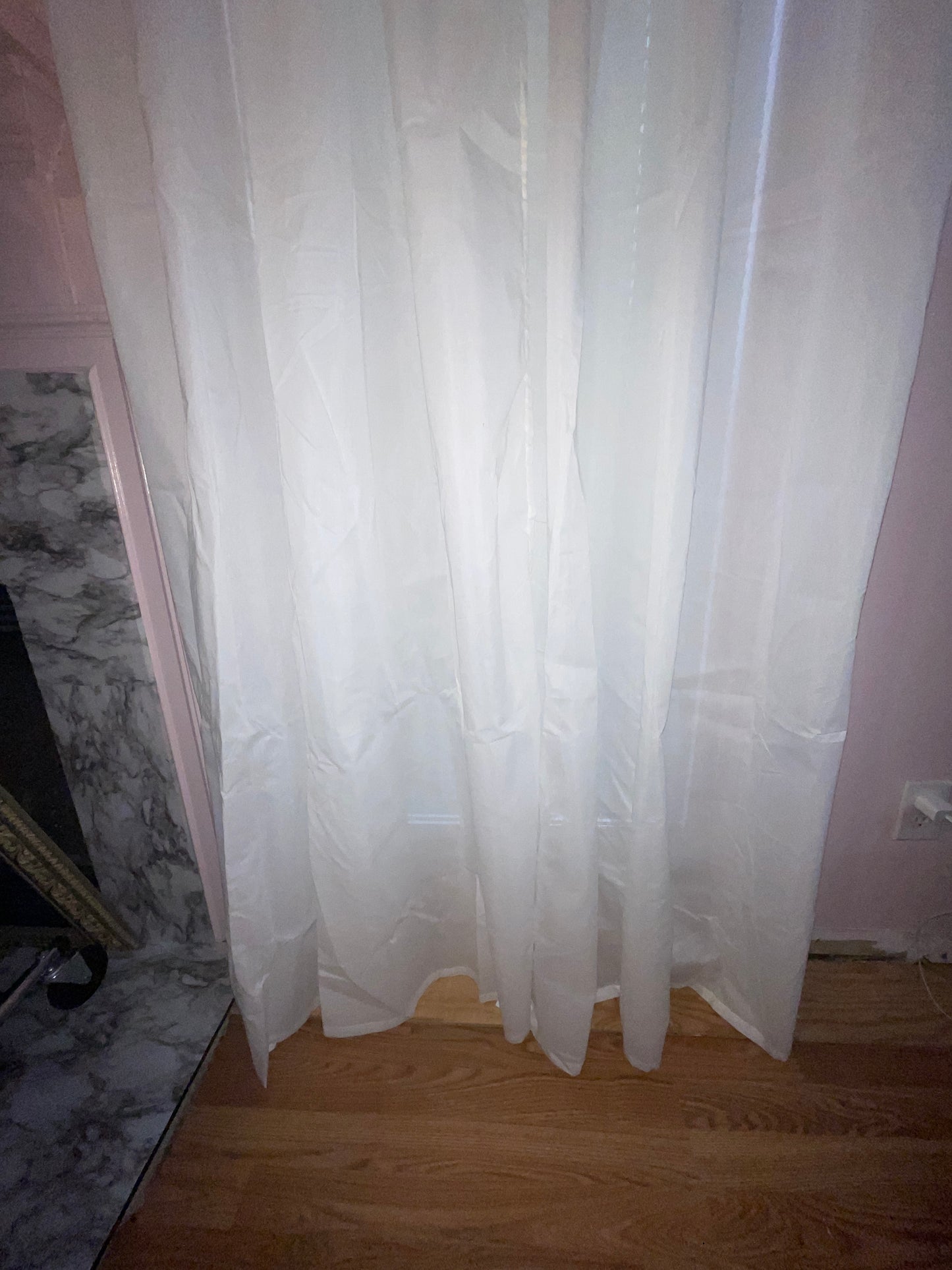 FABRIC RENTAL WHITE CLASSIC SEMI SHEER COTTON BLEND MEDIUM WEIGHT FABRIC PIECE
