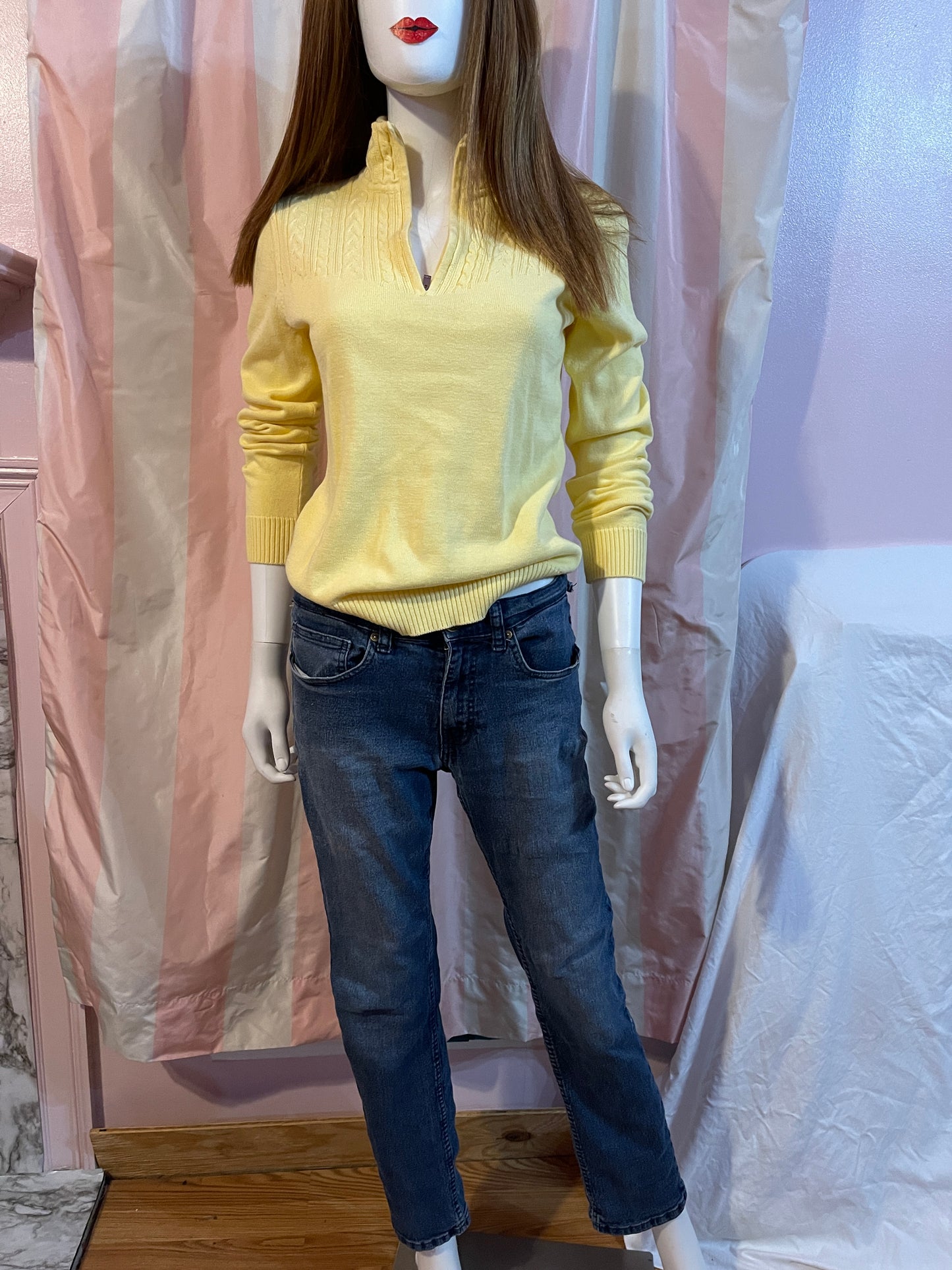 Yellow cotton sweater zip front