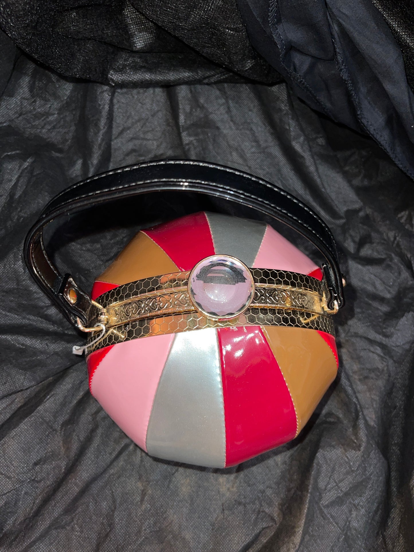 BAG RENTAL DESIGNER LEATHER STRIPED ROUND BAG VINTAGE STYLE GLAM