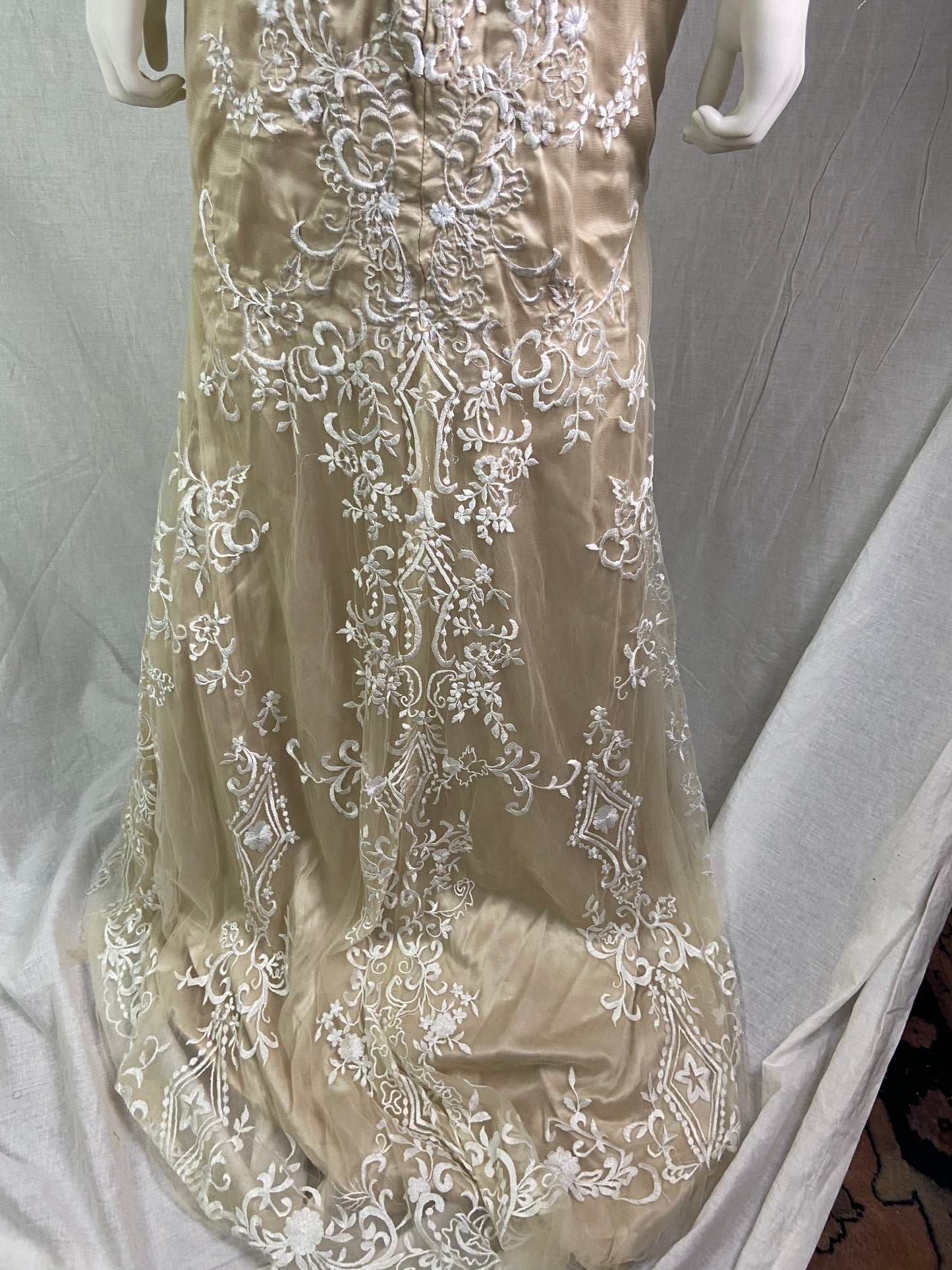 Vtg Champagne Cream Beige Embroidered Sheer Satin Wedding Gown ABBY ESSIE STUDIOS