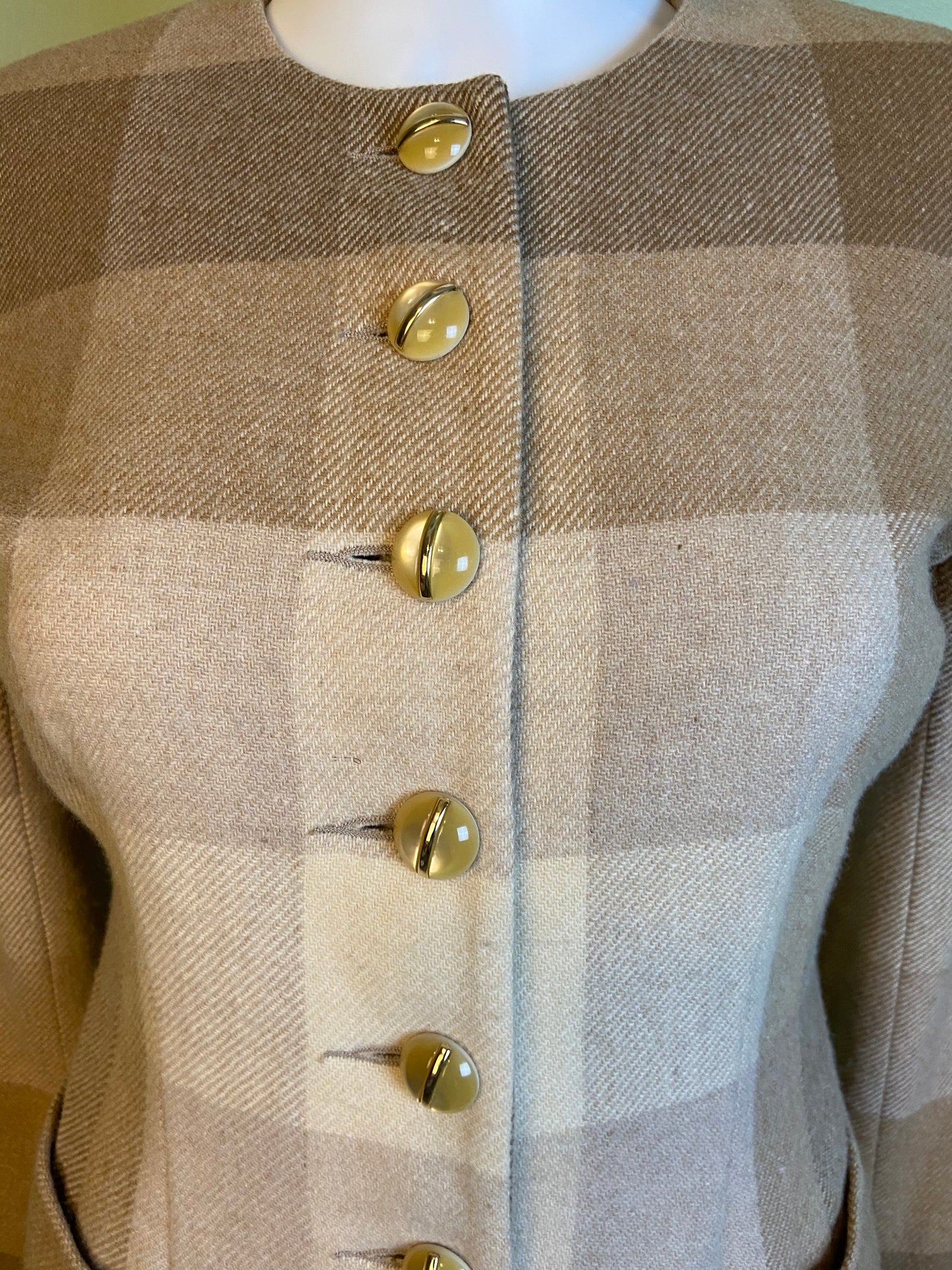 Vintage Tan & Cream Plaid Collarless Blazer W/ Cats’s Eye Buttons