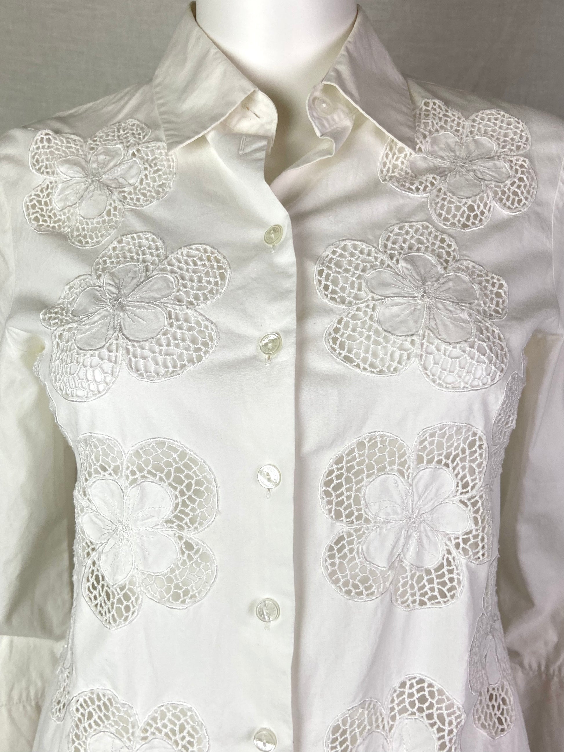 Vintage ANNE Fontaine White Floral Lace Crochet Button Down Top ABBY ESSIE STUDIOS