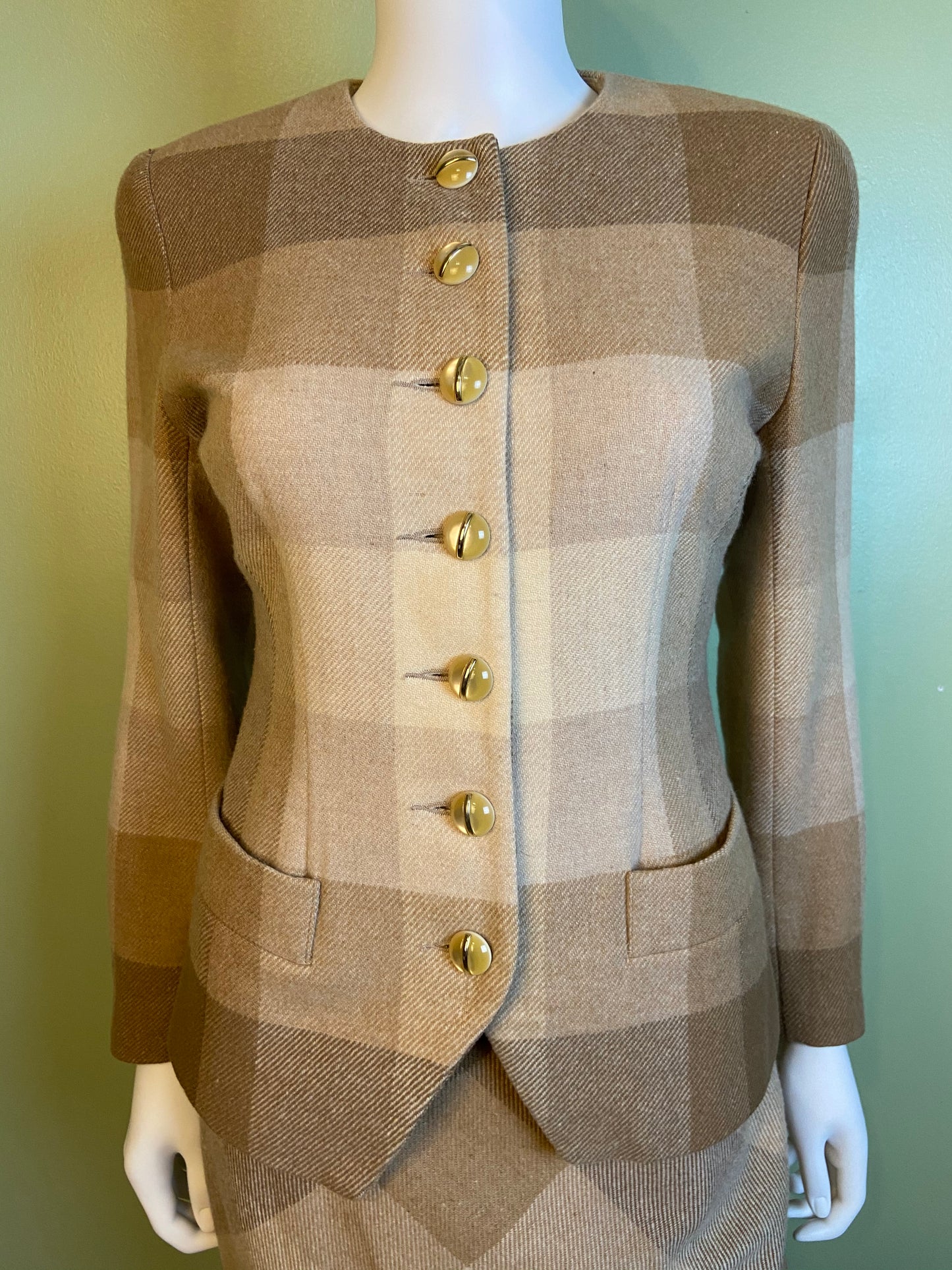 Vintage Tan & Cream Plaid Collarless Blazer W/ Cats’s Eye Buttons