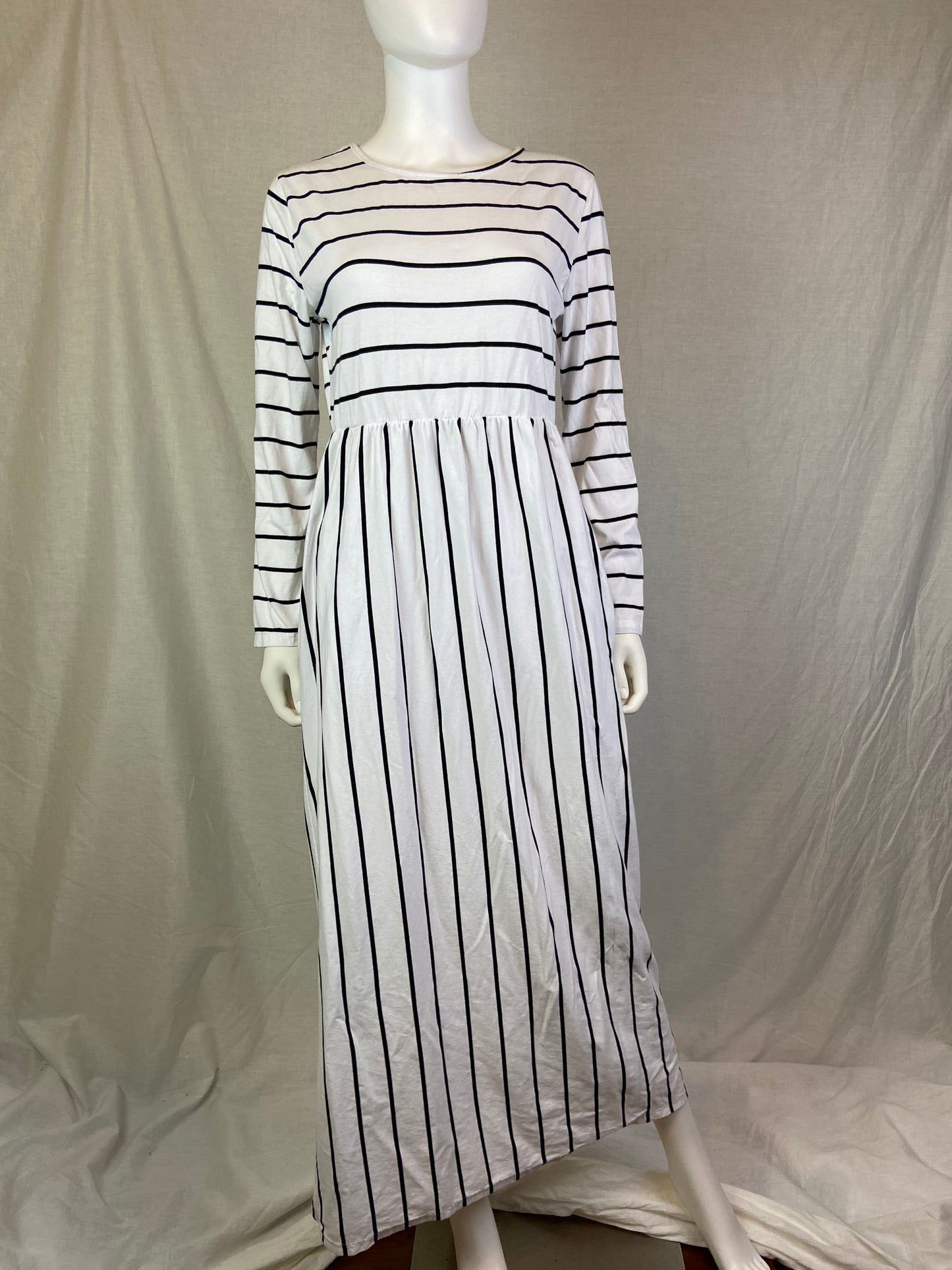Hount White Black Striped Maxi Tee Dress