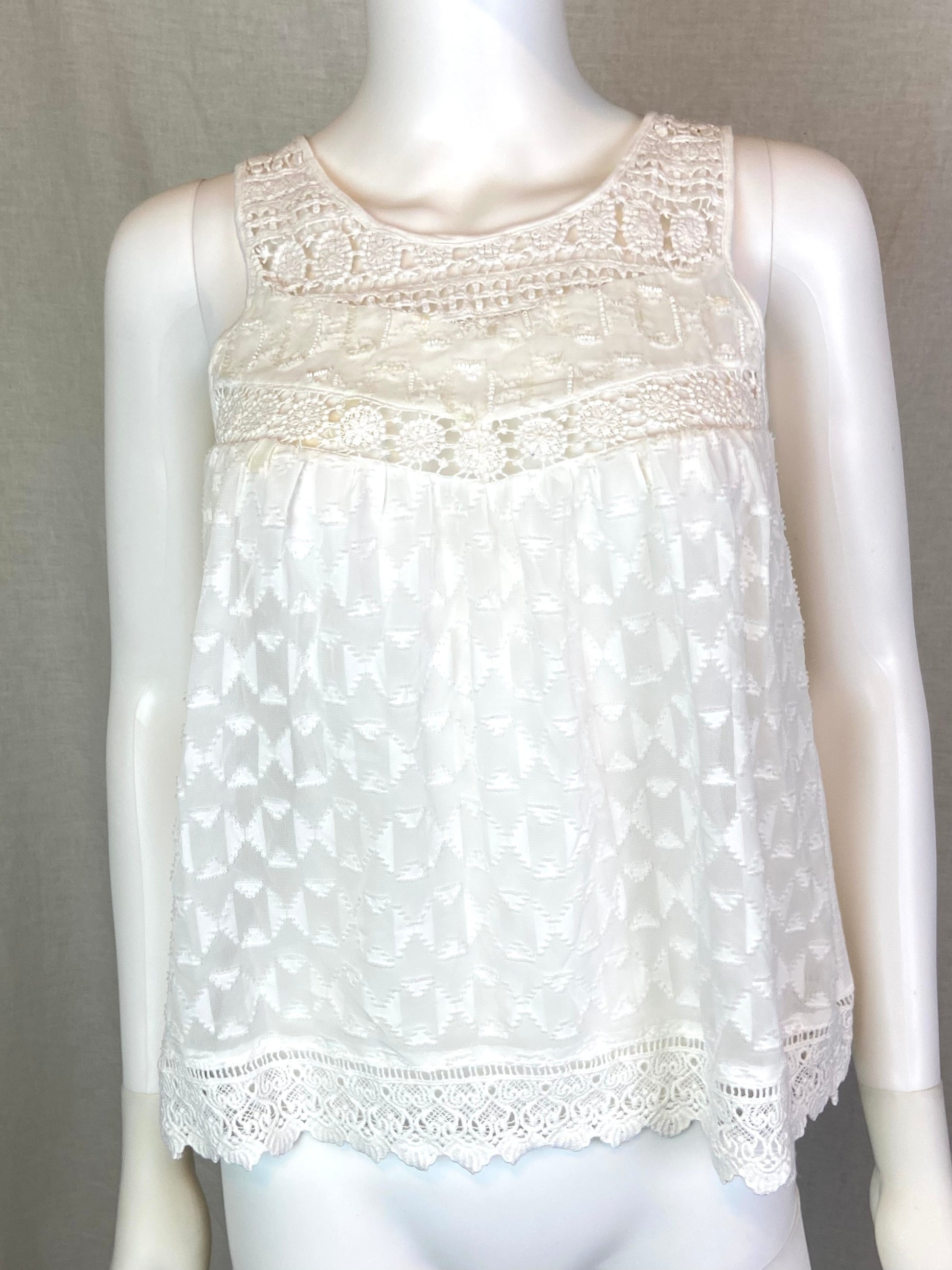 American Rag White Knit Lace Tank XXS ABBY ESSIE STUDIOS