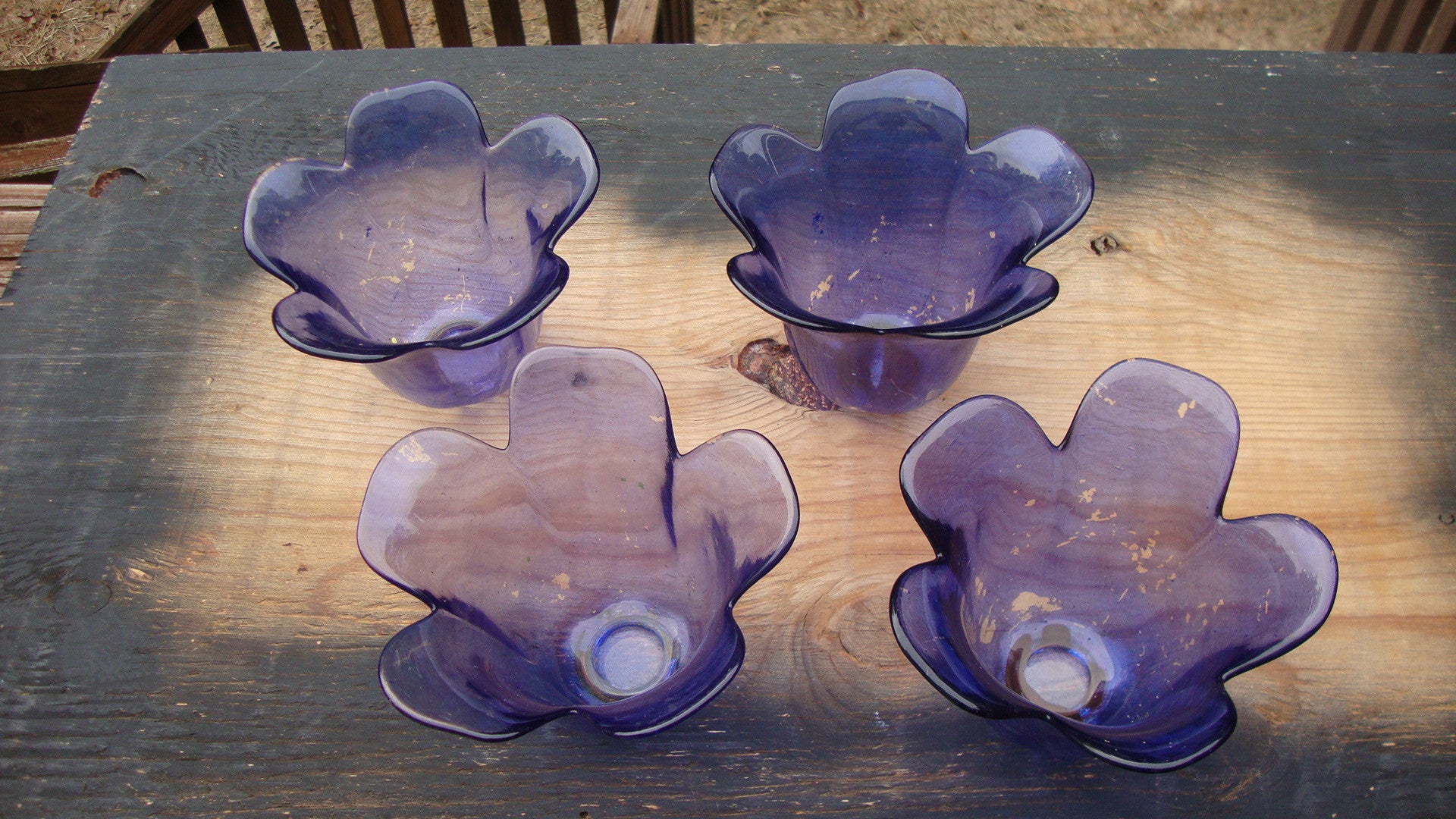 FOUR VINTAGE ART DECO BLUE FLORAL GLASS CHANDELIER LIGHT COVERS NO HOLES Abby Essie