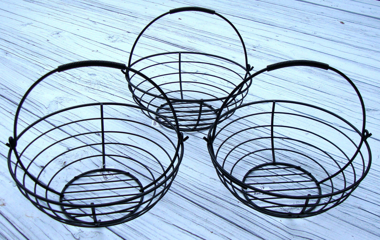 [SOLD] VTG FRENCH COUNTRY BLACK WROUGHT IRON HANGING BASKETS 3