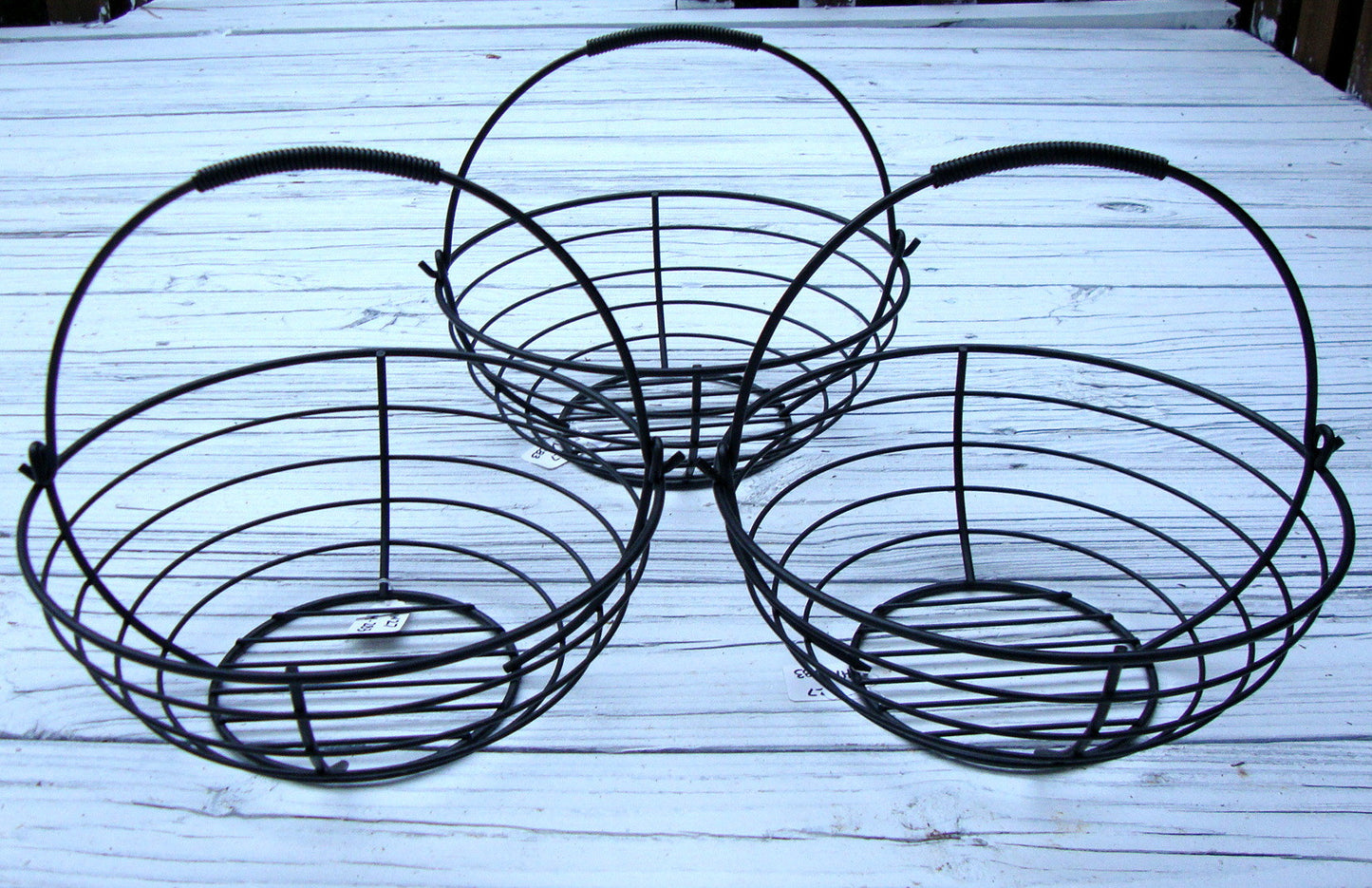 [SOLD] VTG FRENCH COUNTRY BLACK WROUGHT IRON HANGING BASKETS 3
