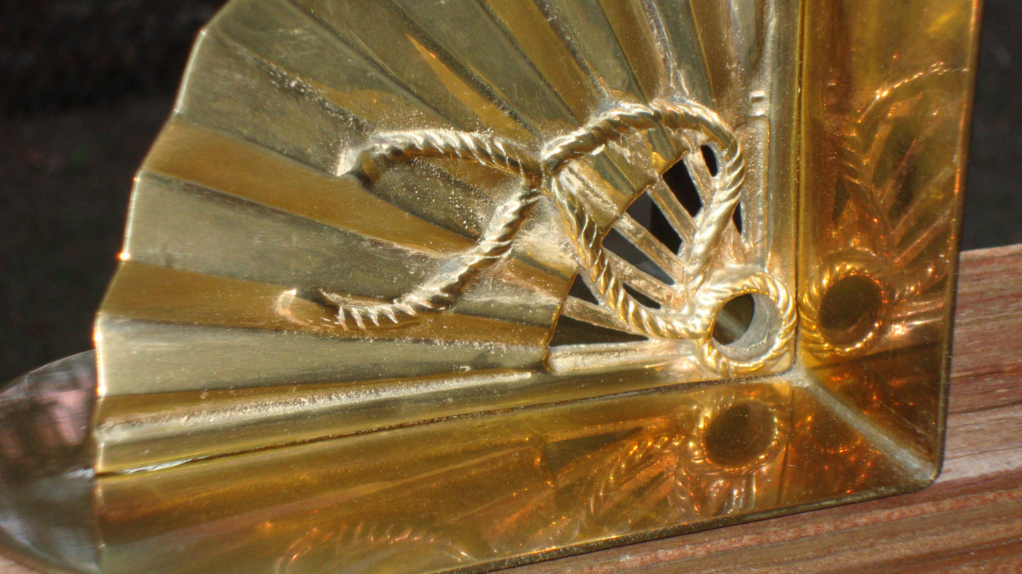 [SOLD] Mid-Century Hollywood Regency Brass Bookends