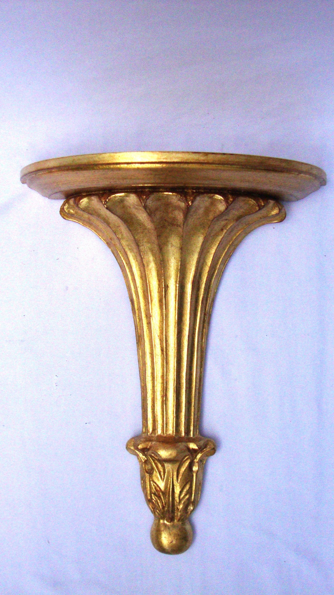 Italian Neoclassical Gilt Gold Sconce Shelves