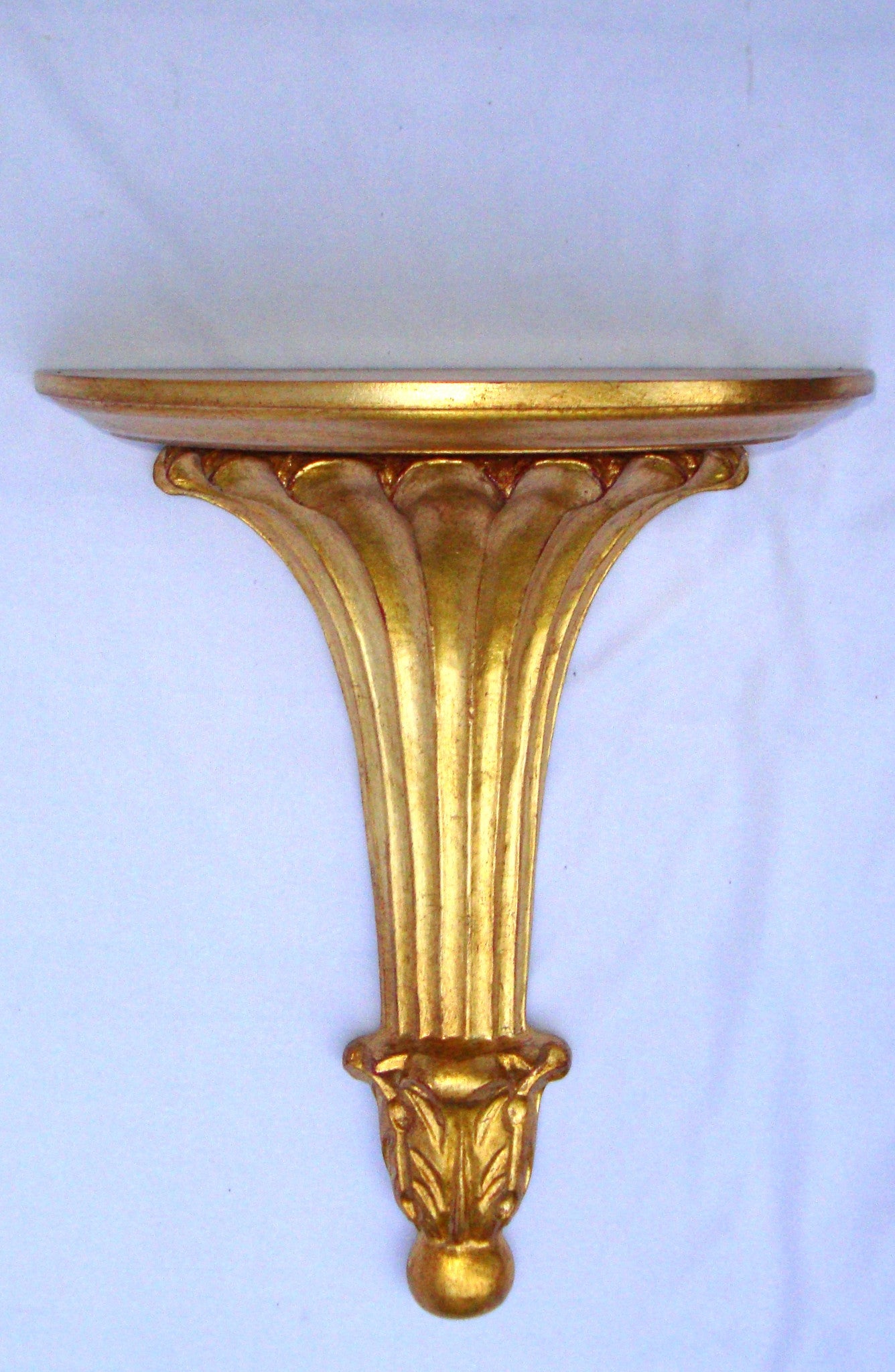 Italian Neoclassical Gilt Gold Sconce Shelves