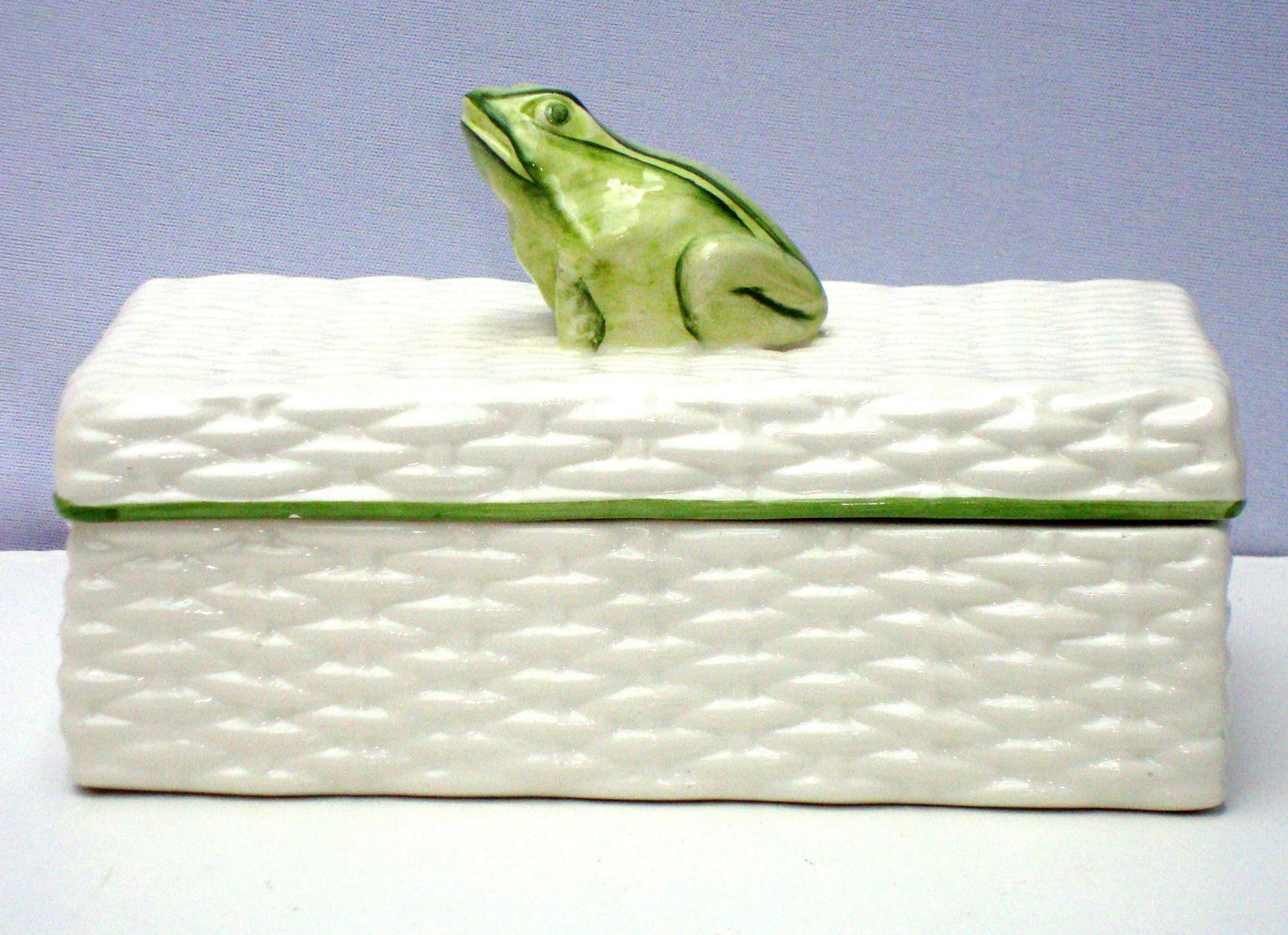 [SOLD] Italian Porcelain Ceramic Wicker Frog Box