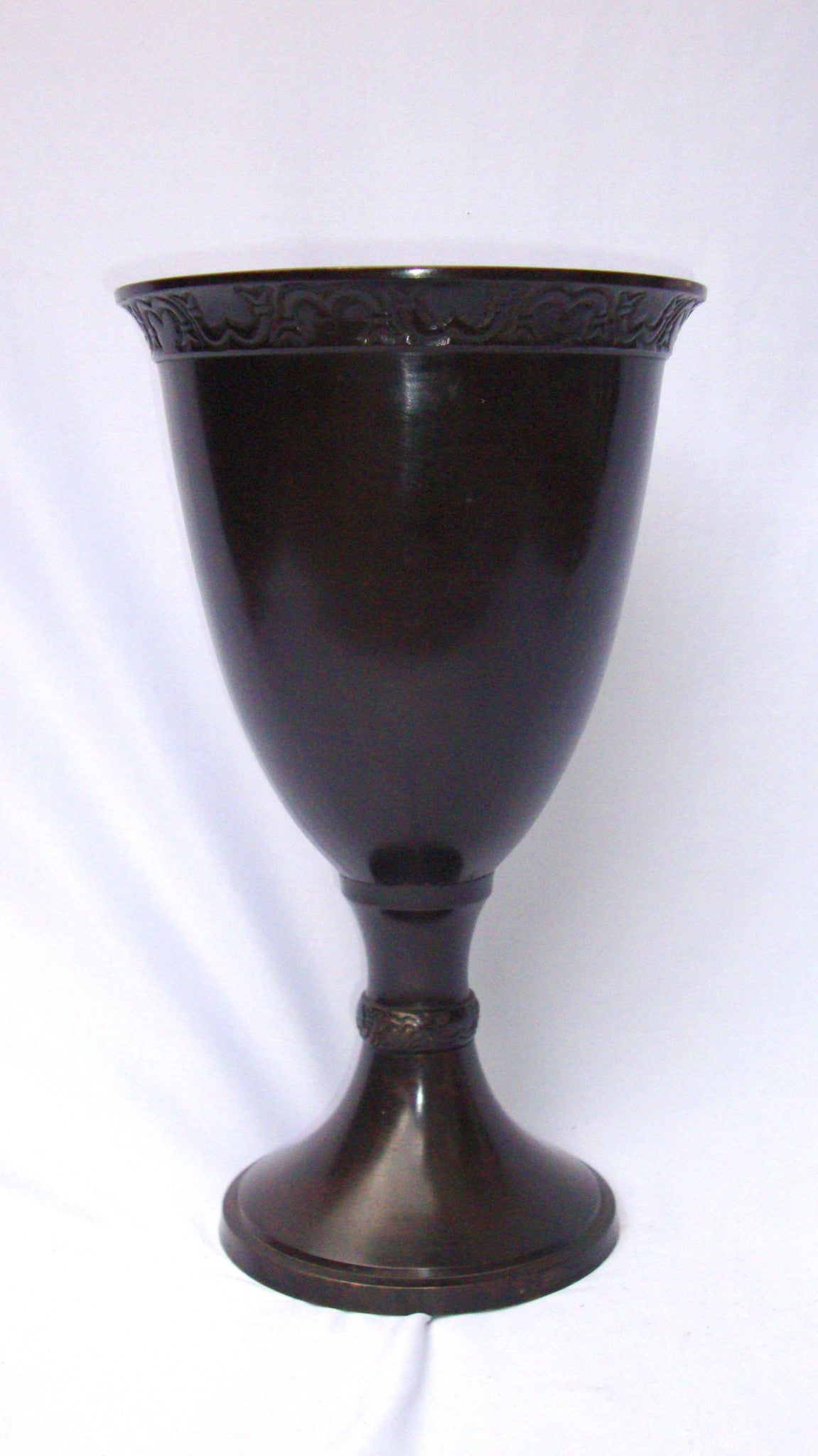 [Sold] Neoclassical Deco Bronze Vase Urn