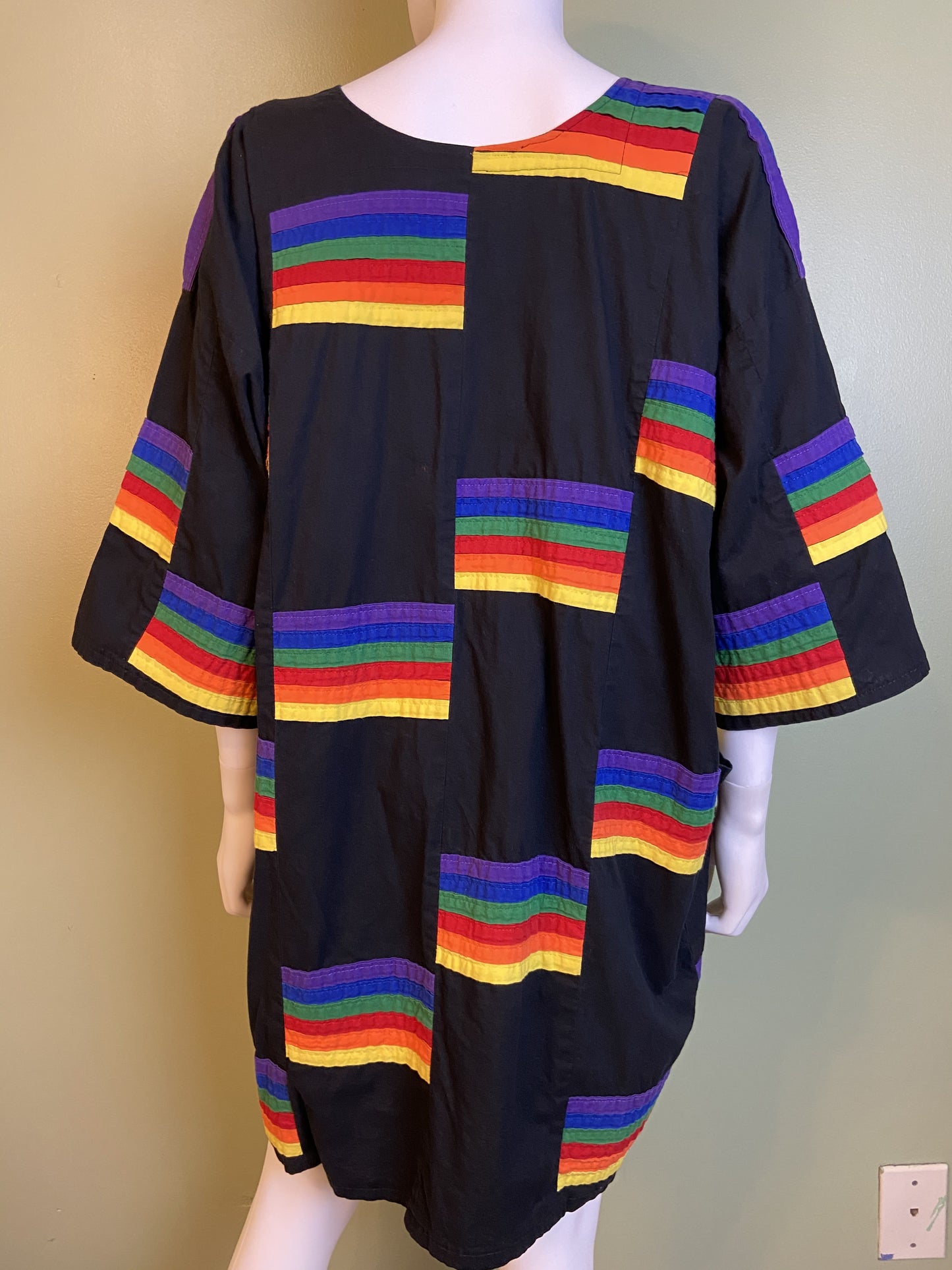 Vintage Exotic African Rainbow Black Kaftan Daishiki Abby Essie