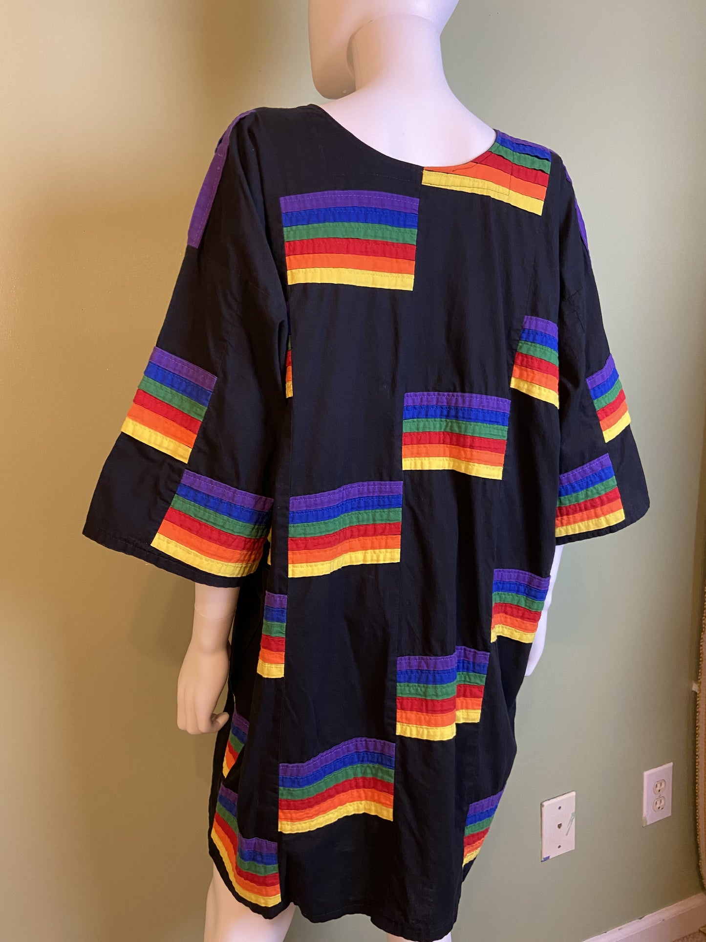 Vintage Exotic African Rainbow Black Kaftan Daishiki Abby Essie