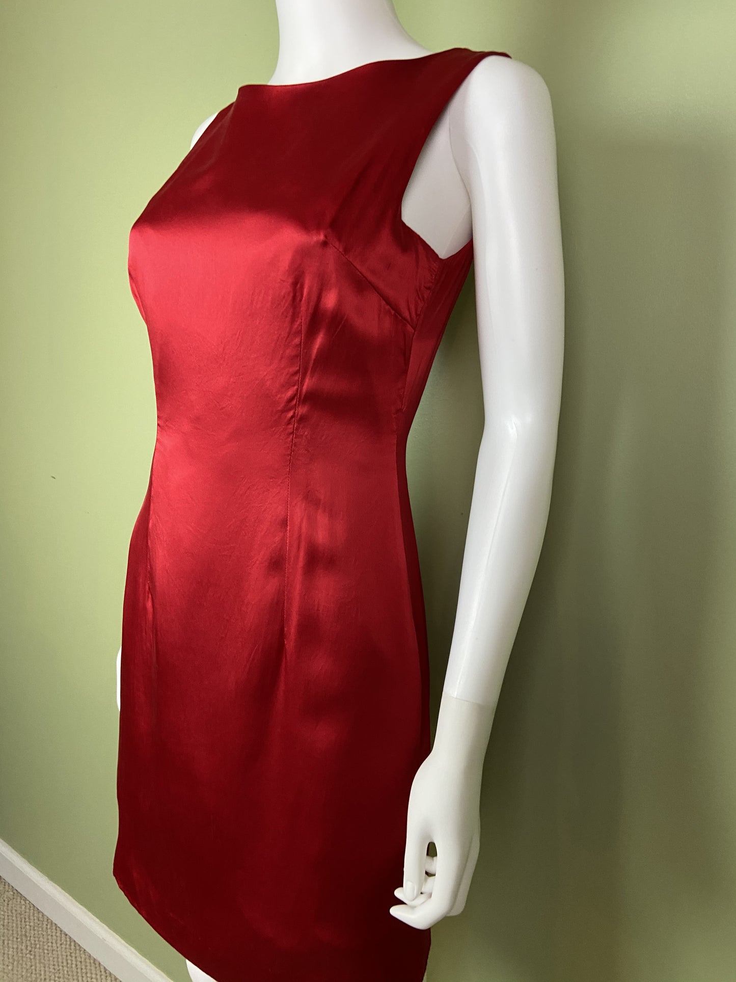 Vintage Red Silk Fitted Sheath Dress