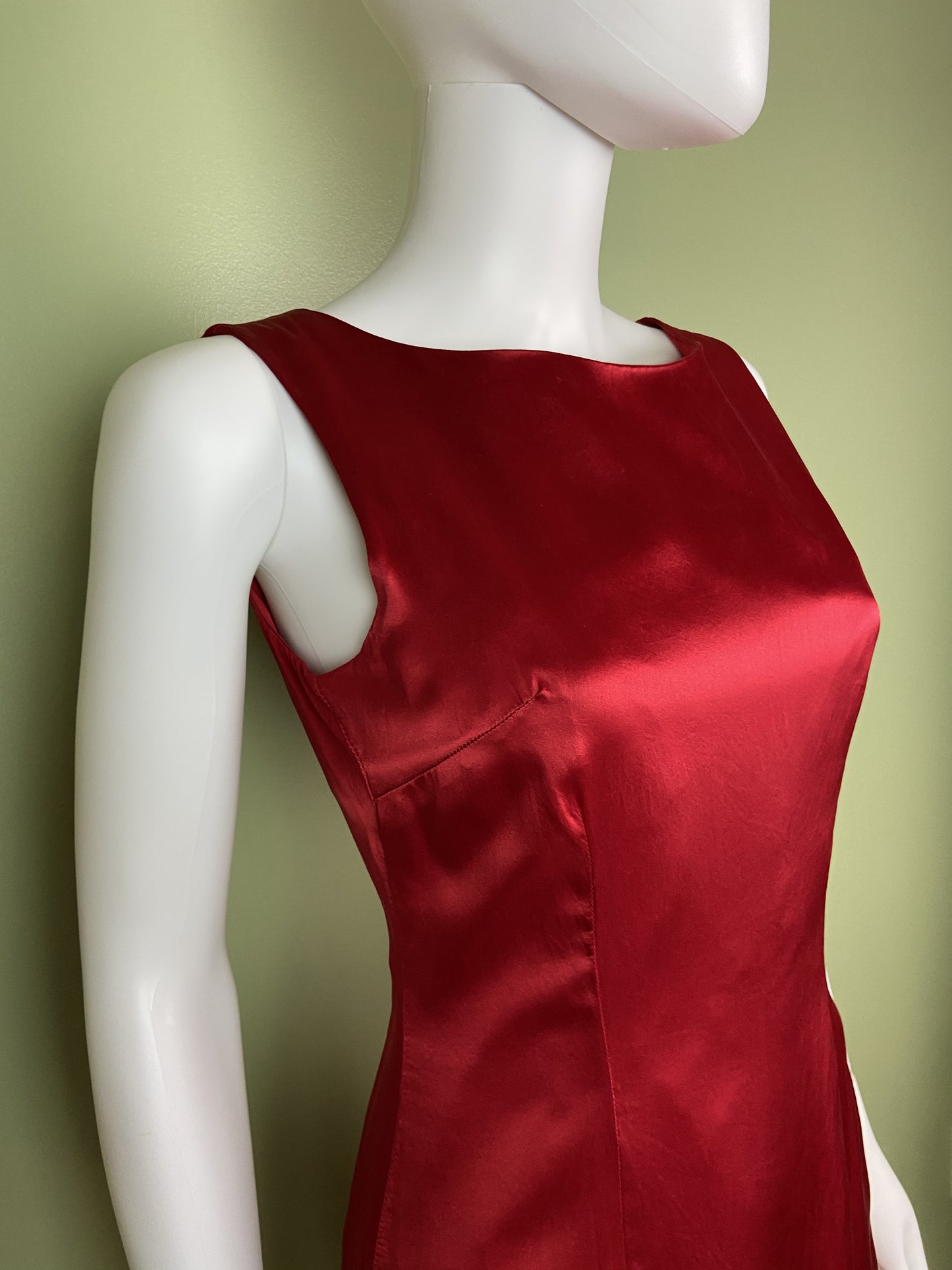 Vintage Red Silk Fitted Sheath Dress