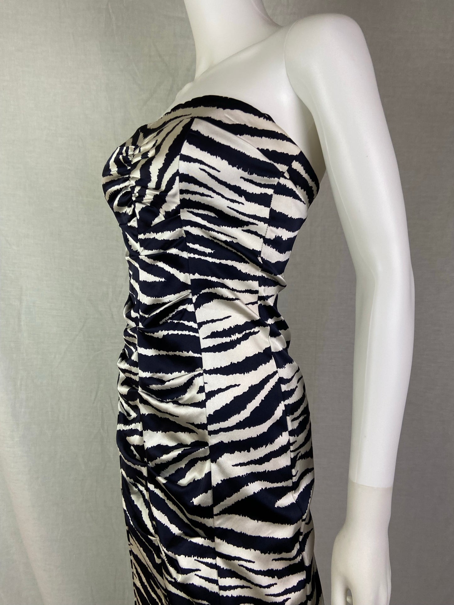 Cache Black White Zebra Print Satin Ruche Stretch Cocktail Dress