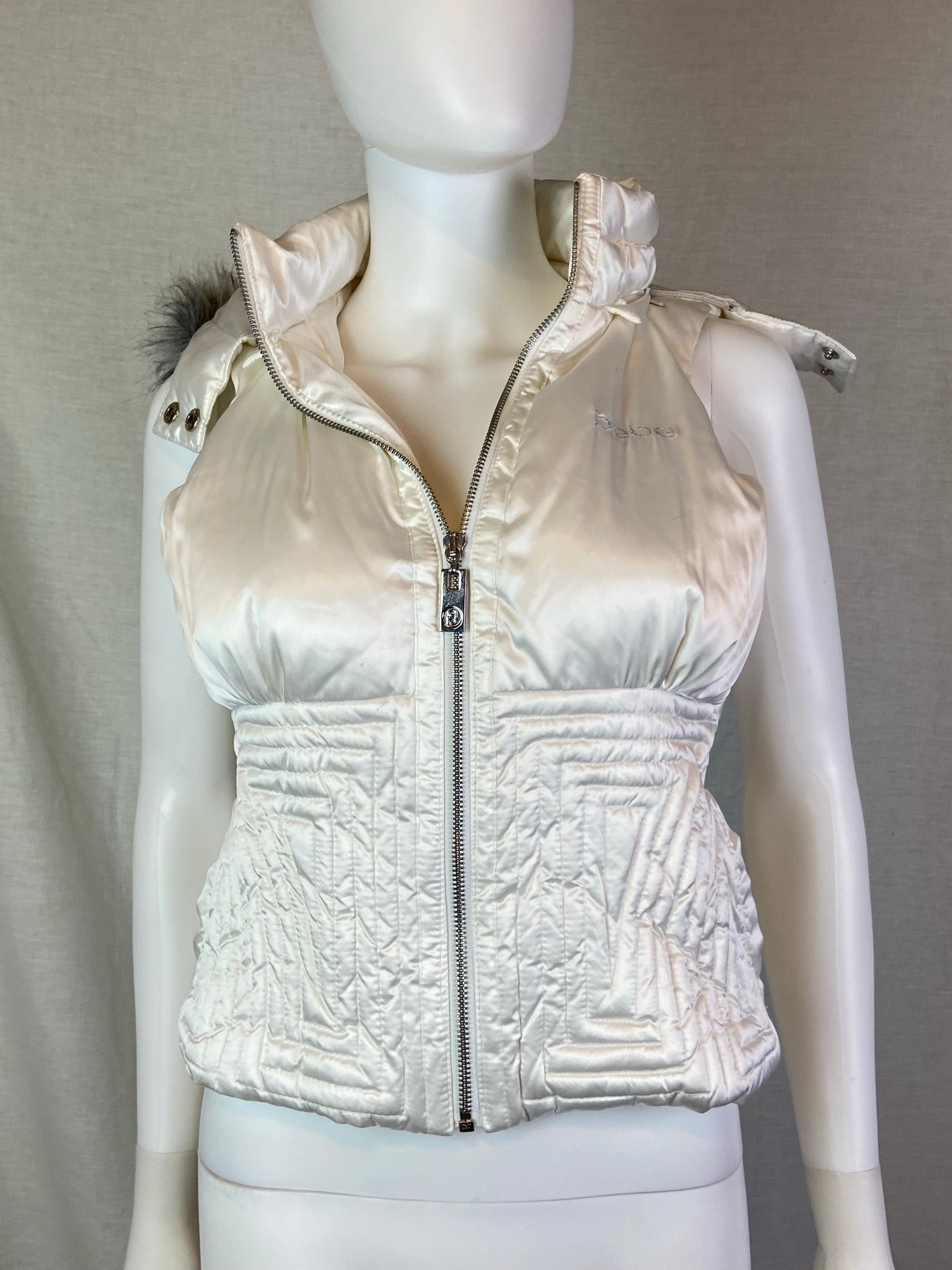 Bebe White Silver Fur Hooded Puffer Vest NWT ABBY ESSIE STUDIOS